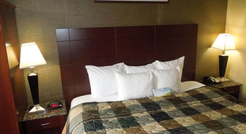 Days Inn Brooklyn