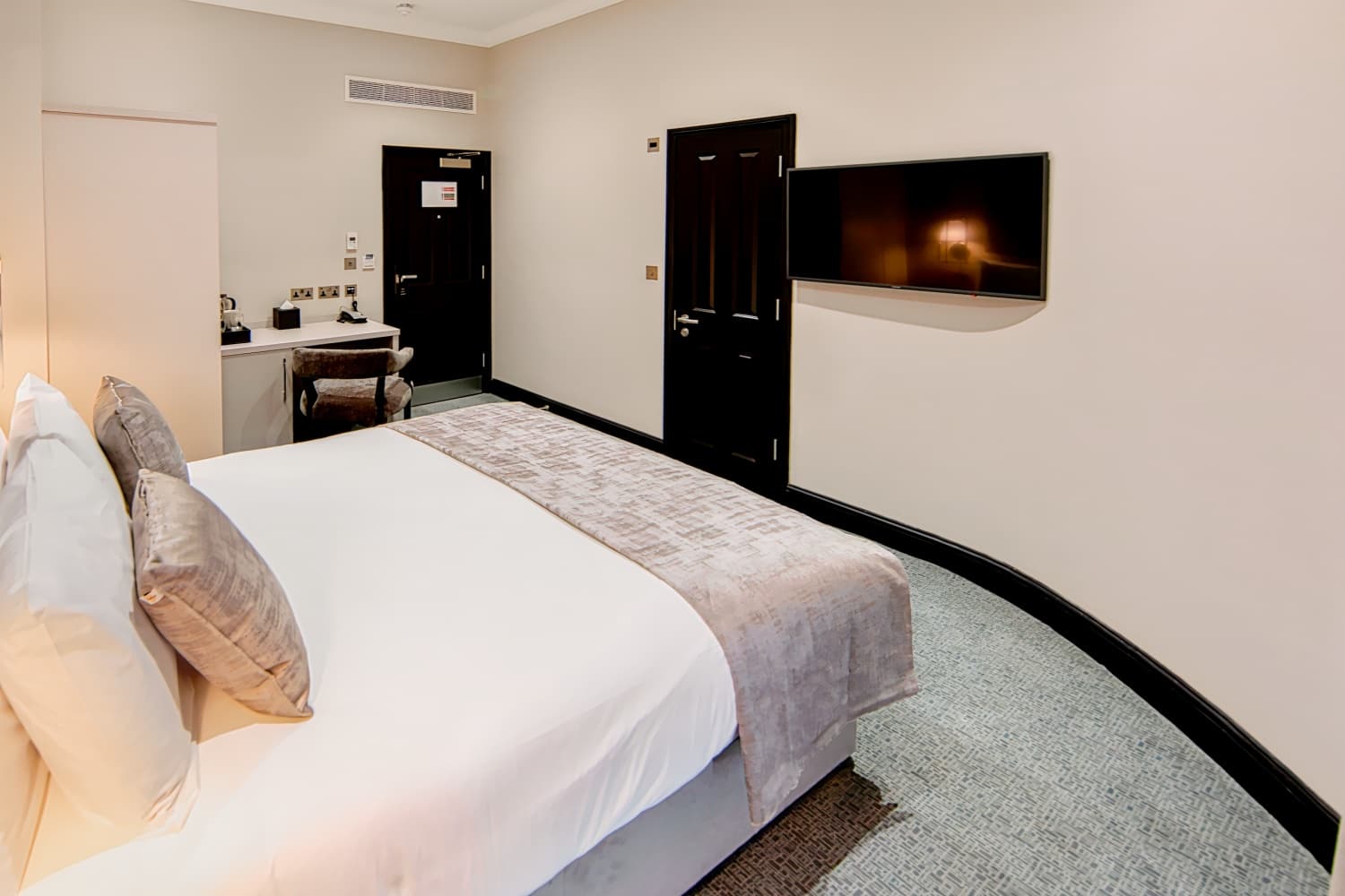 The Crescent Hyde Park