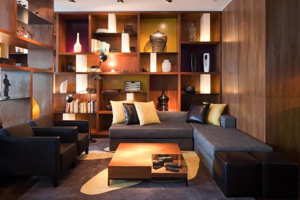 HOTEL ICON