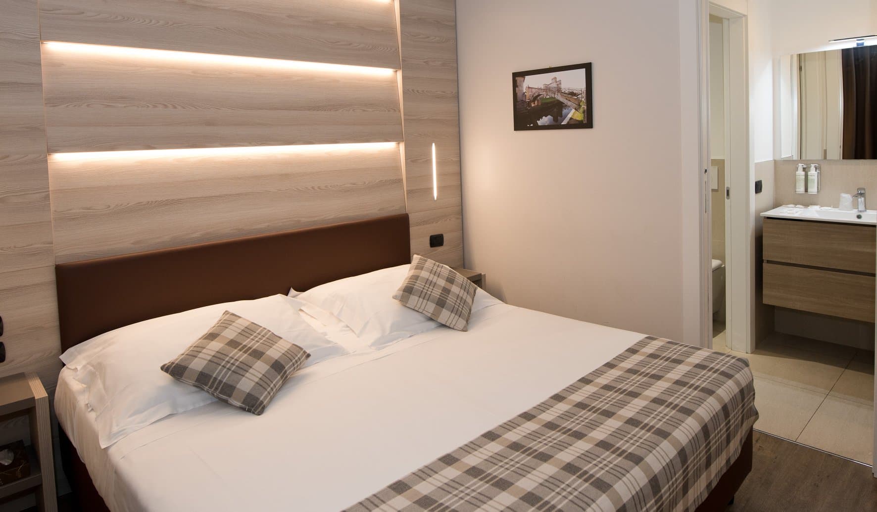 Duomo Hotel & Apartments