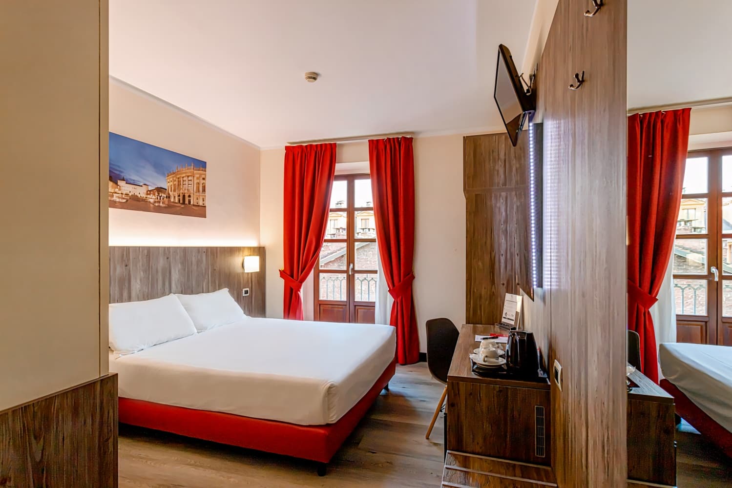 Hotel Urbani