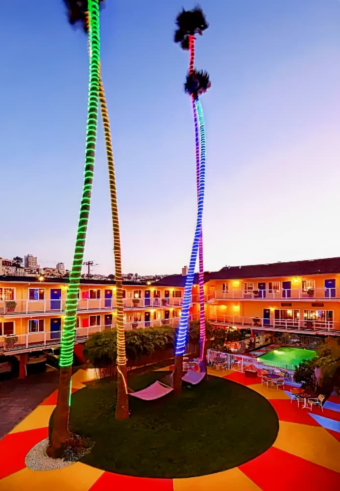 Hotel Del Sol