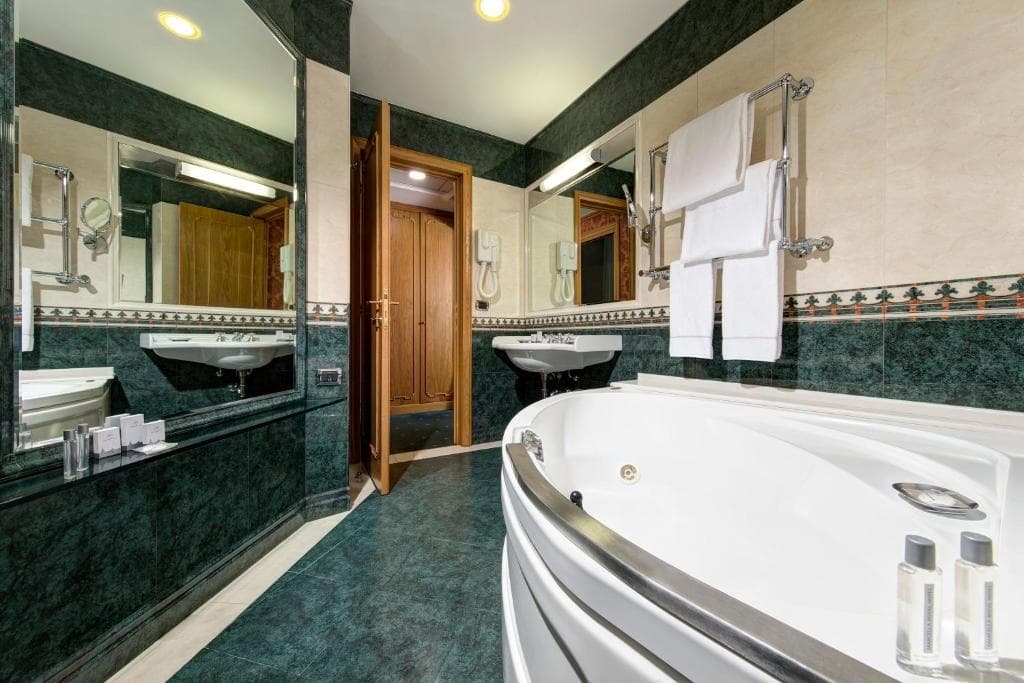 Marcella Royal Hotel 