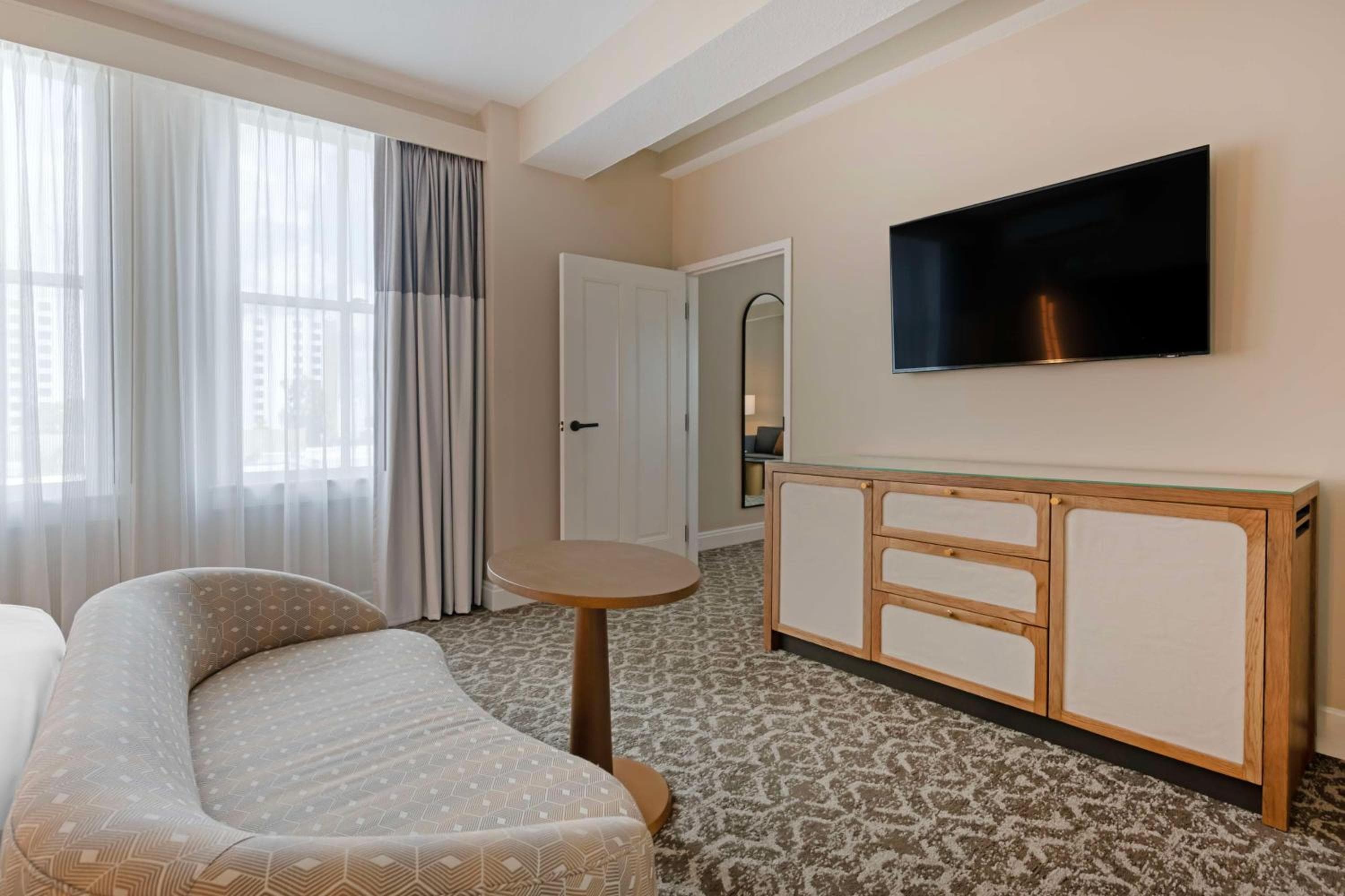 Hotel Flor Tampa Downtown, Tapestry Collection by Hilton