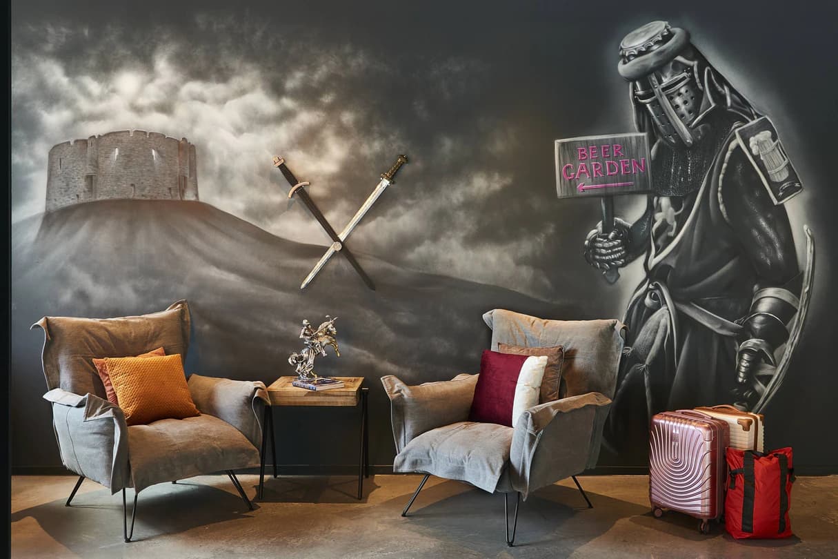 Moxy York