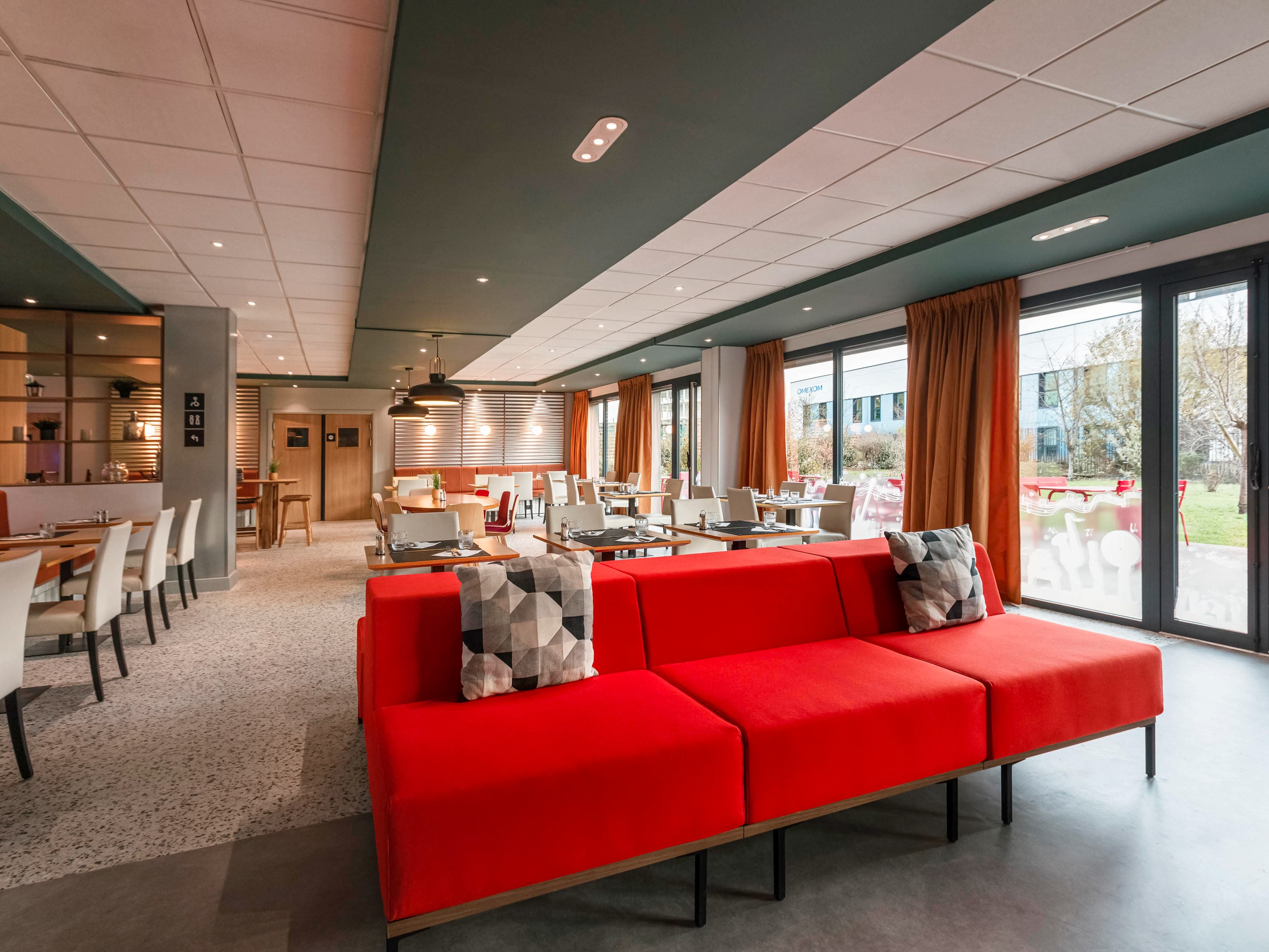 ibis Lyon Est Meyzieu