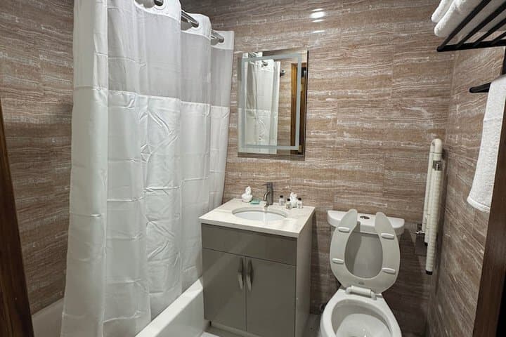 Dream Hotel Bronx