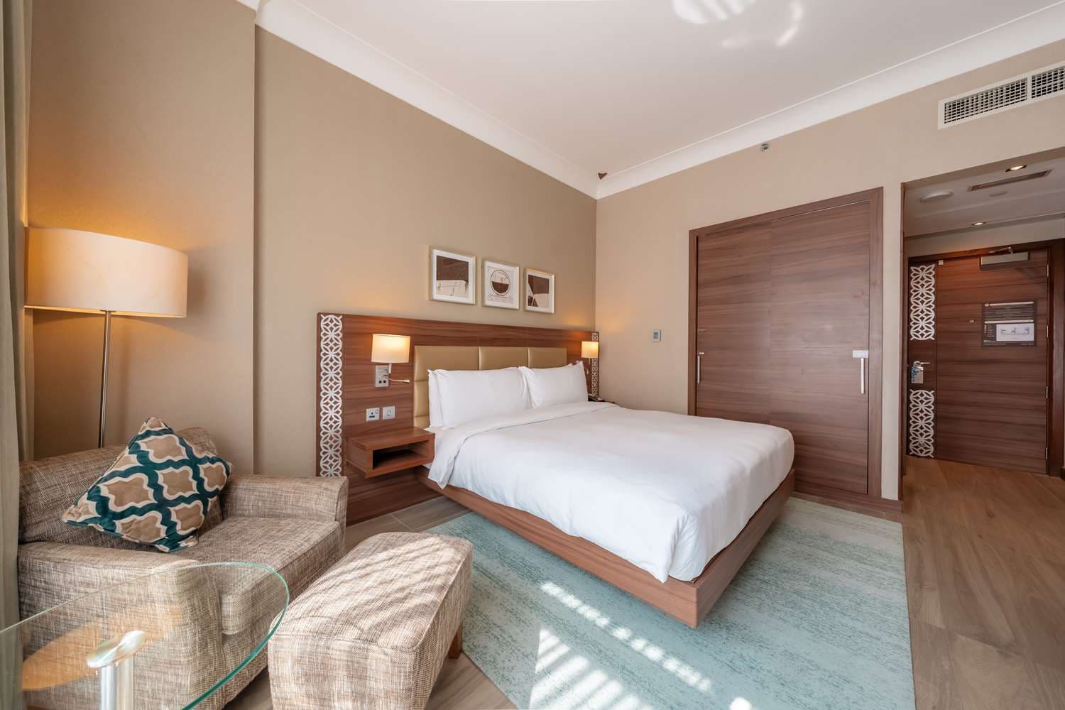 Hilton Garden Inn Dubai Jumeirah