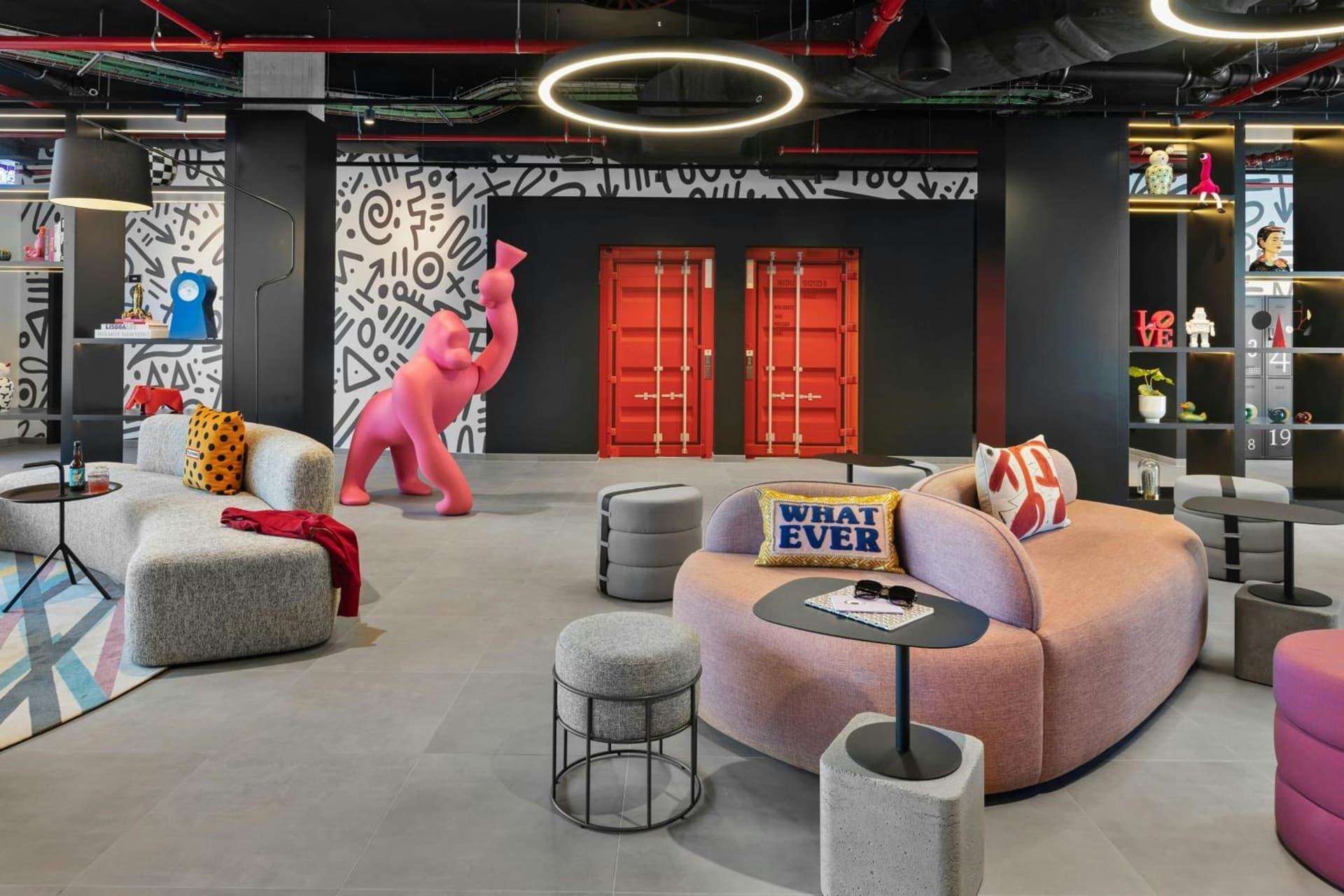 Moxy Alfragide Lisboa