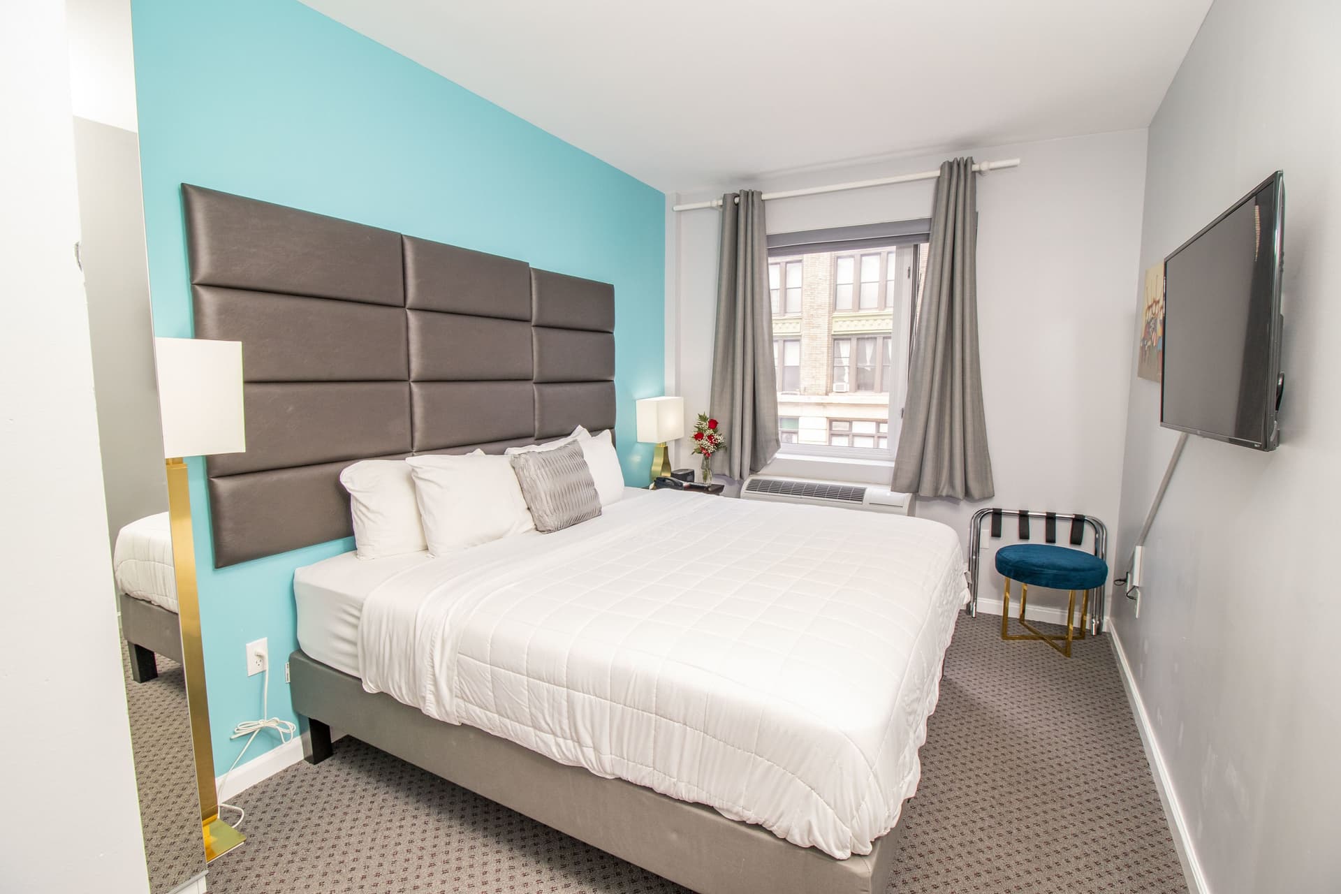 Canal Loft Hotel