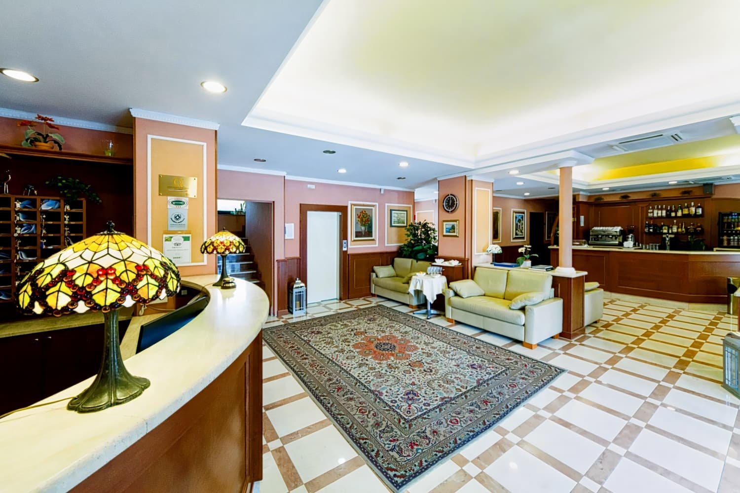 Vald Hotel