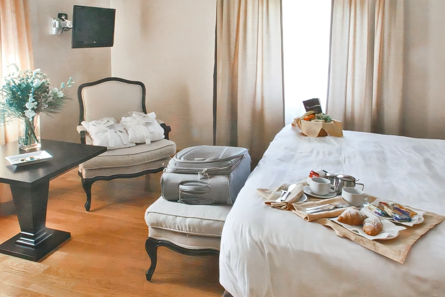 Ambasciatori Place Hotel