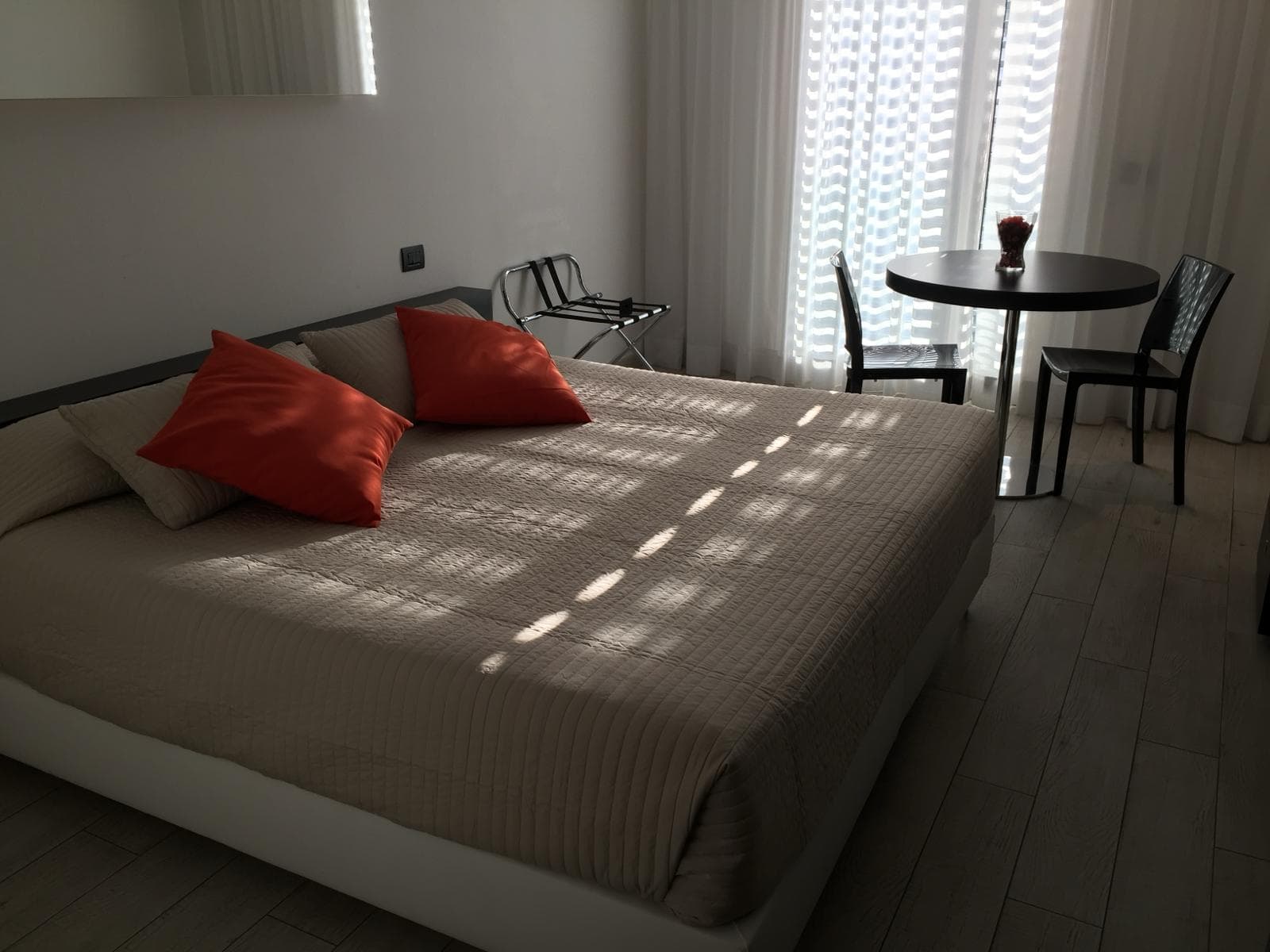 Blue Shades ApartHotel