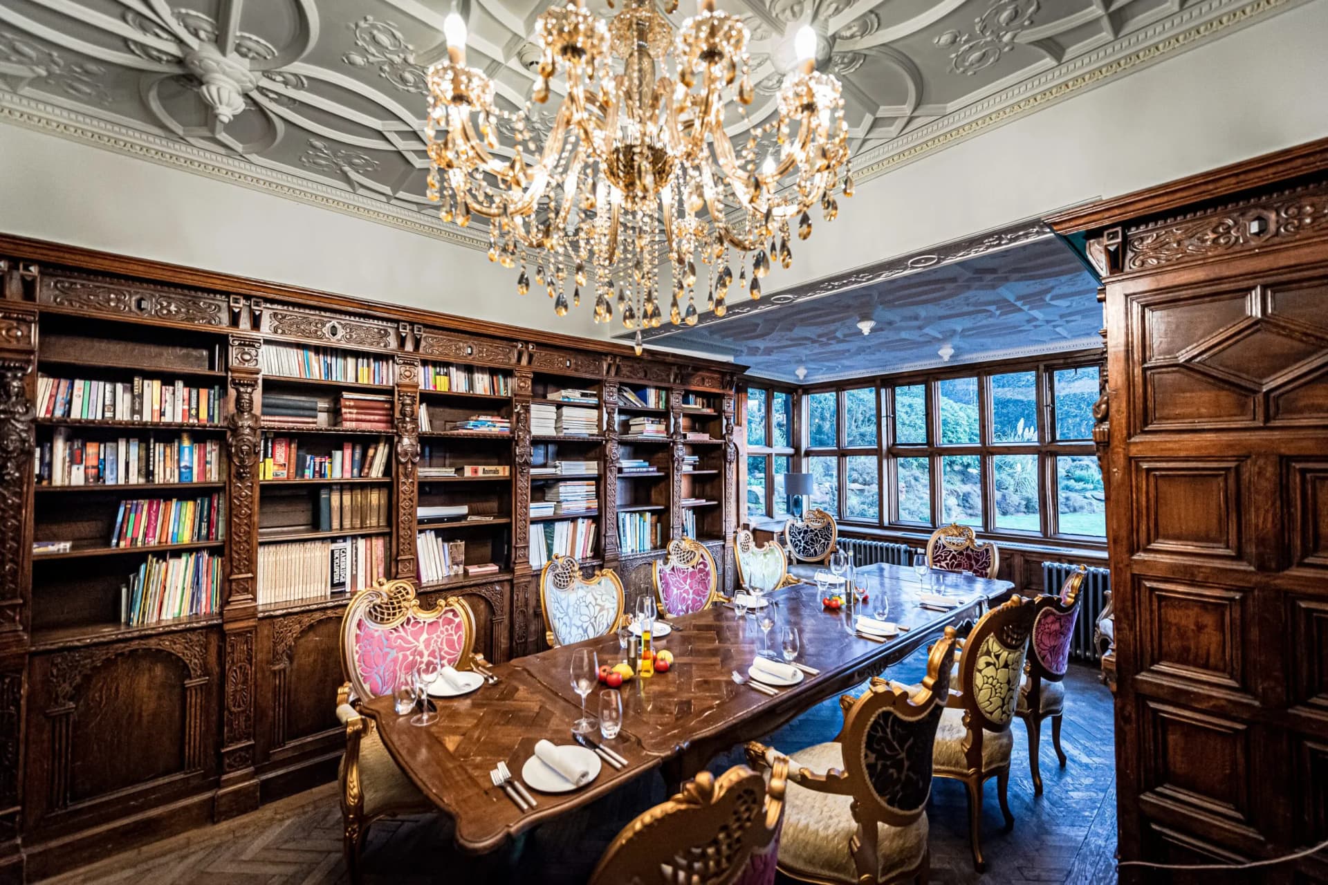 Hillbark Hotel