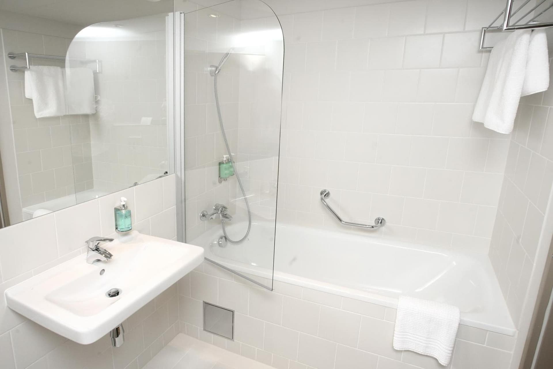 Leonardo Hotel Leeds