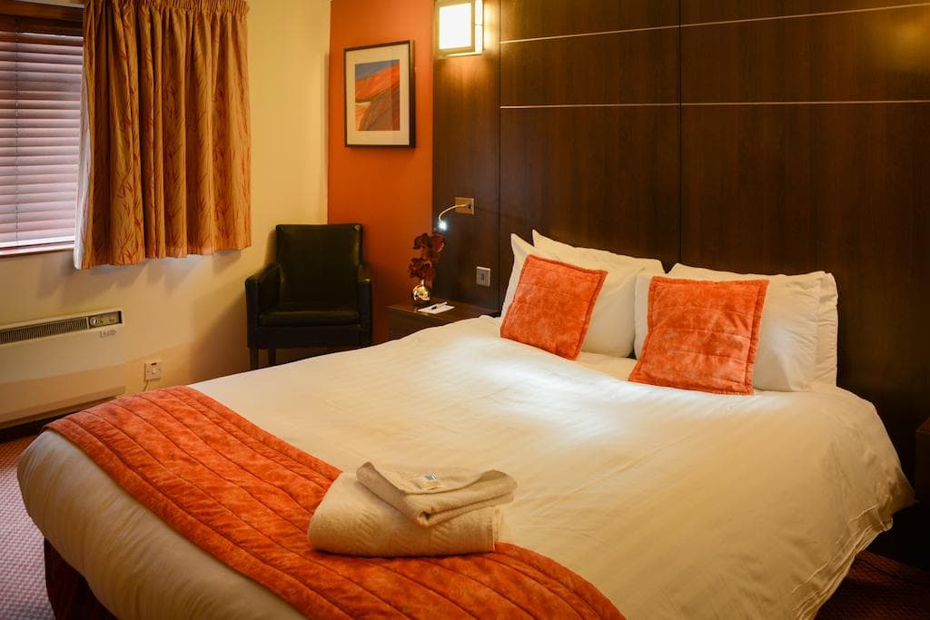 Ramada Leicester Stage