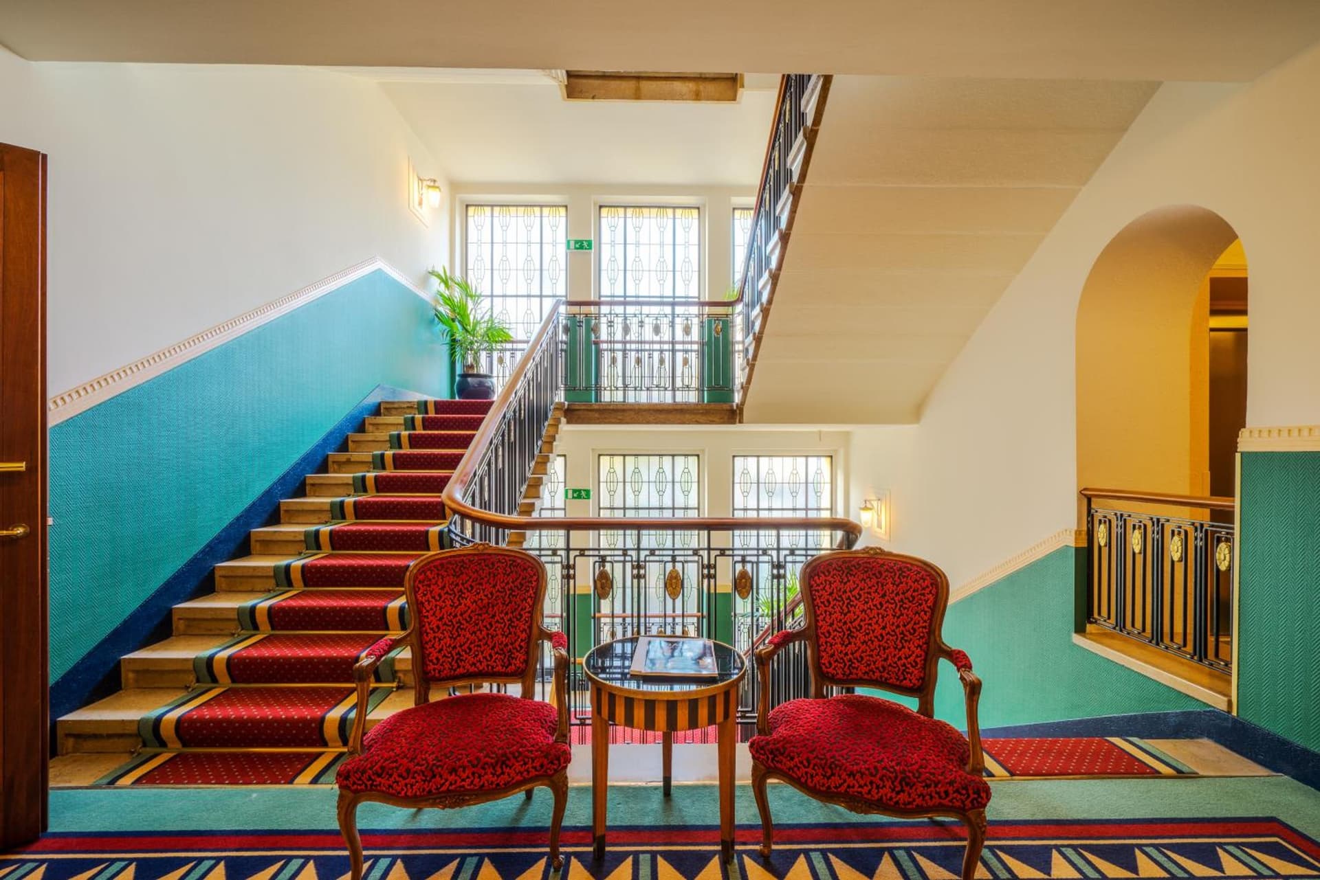 Art Deco Hotel Montana Luzern
