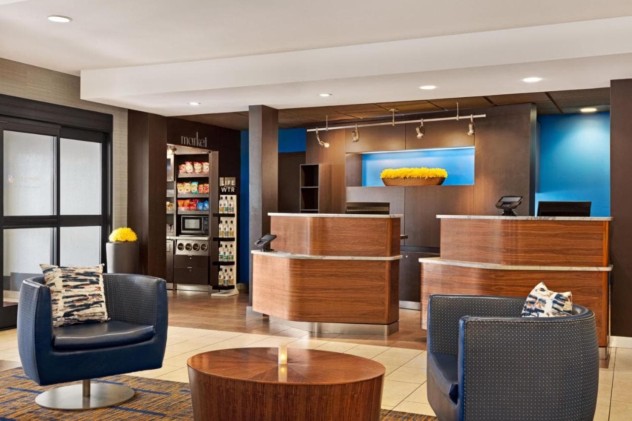 Courtyard by Marriott Sugar Land/Stafford