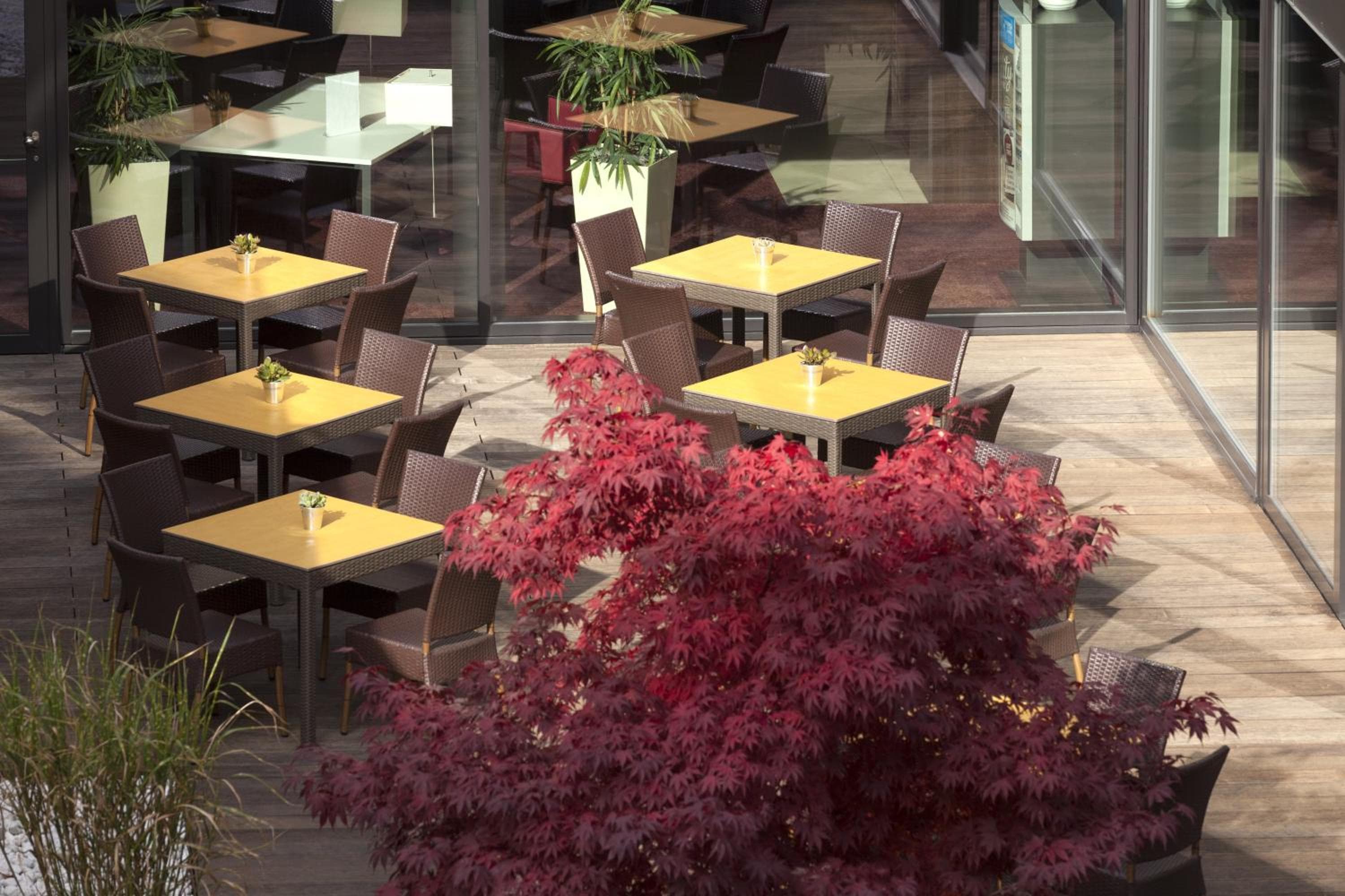 Holiday Inn Express Zürich Airport, an IHG Hotel