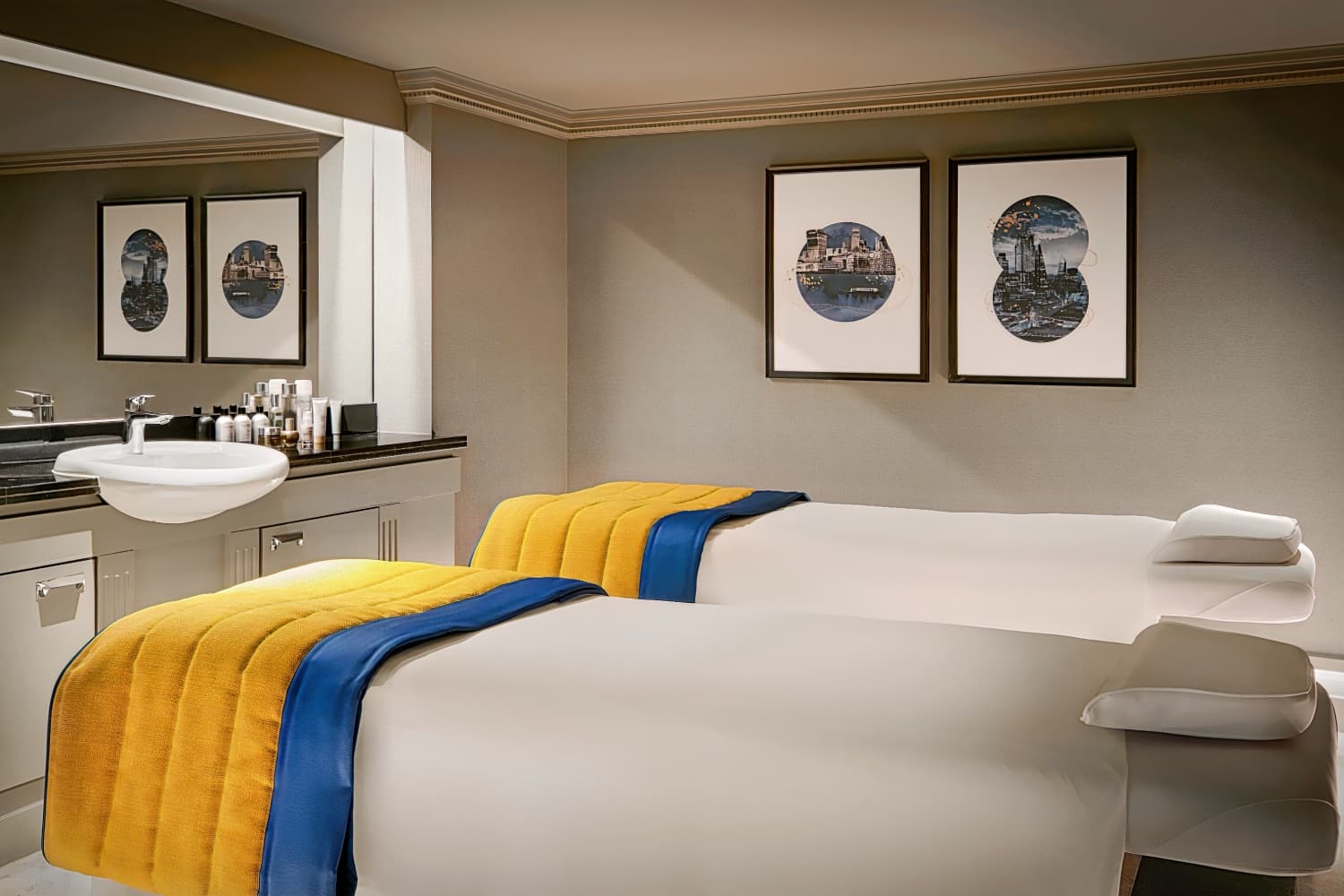 Leonardo Royal Hotel London City