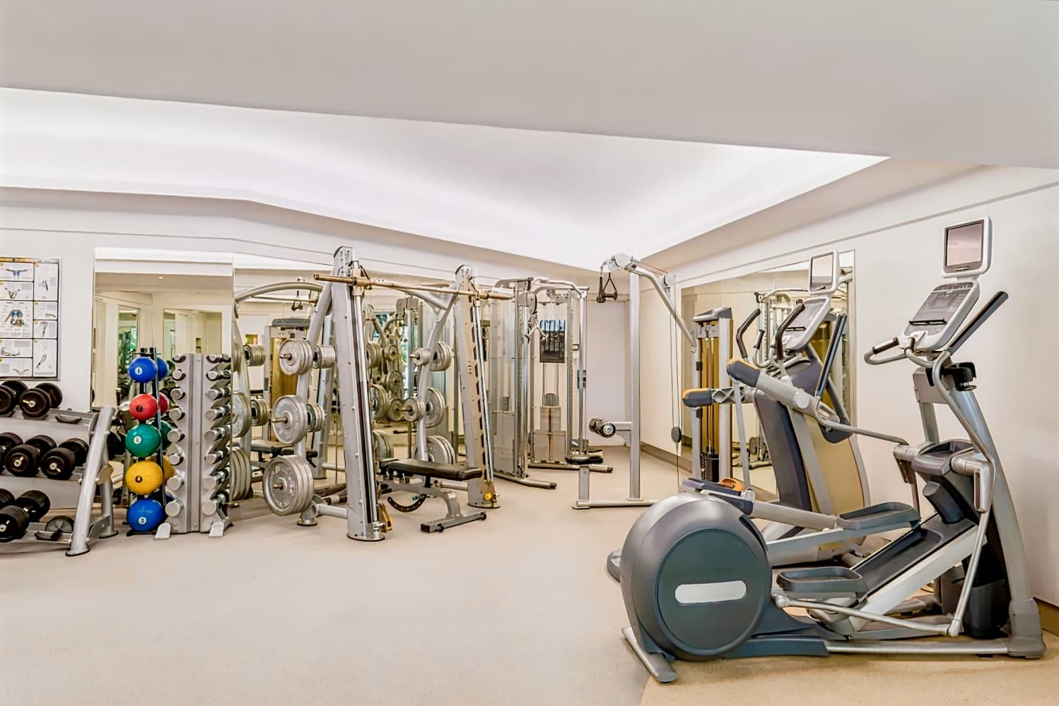 Novotel Hong Kong Century