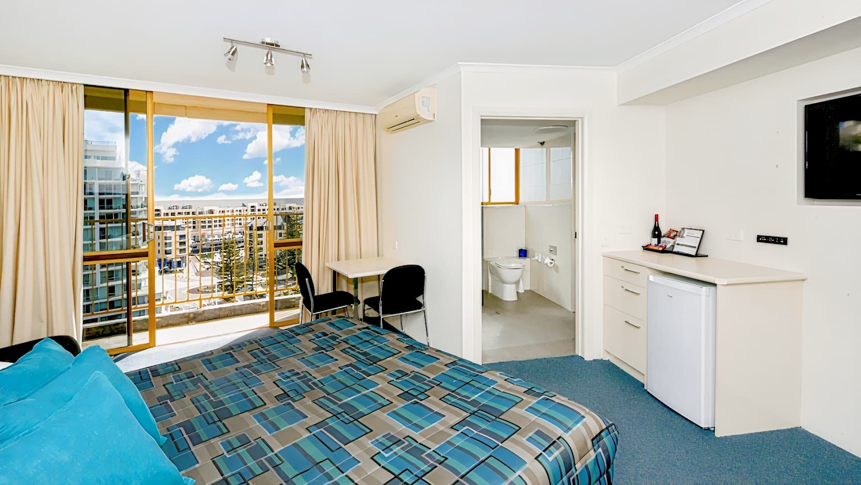 Atlantic Tower Motor Inn