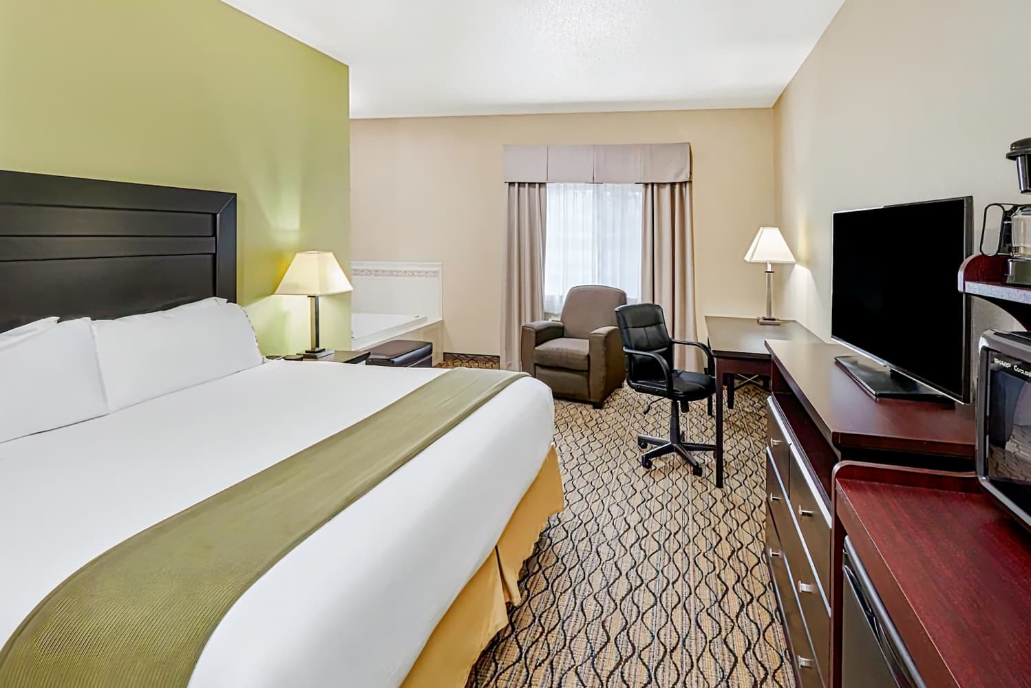 Holiday Inn Express Hotel & Suites Chicago-Libertyville
