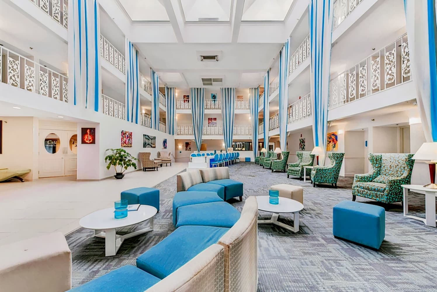 The Blu Hotel, Ascend Hotel Collection