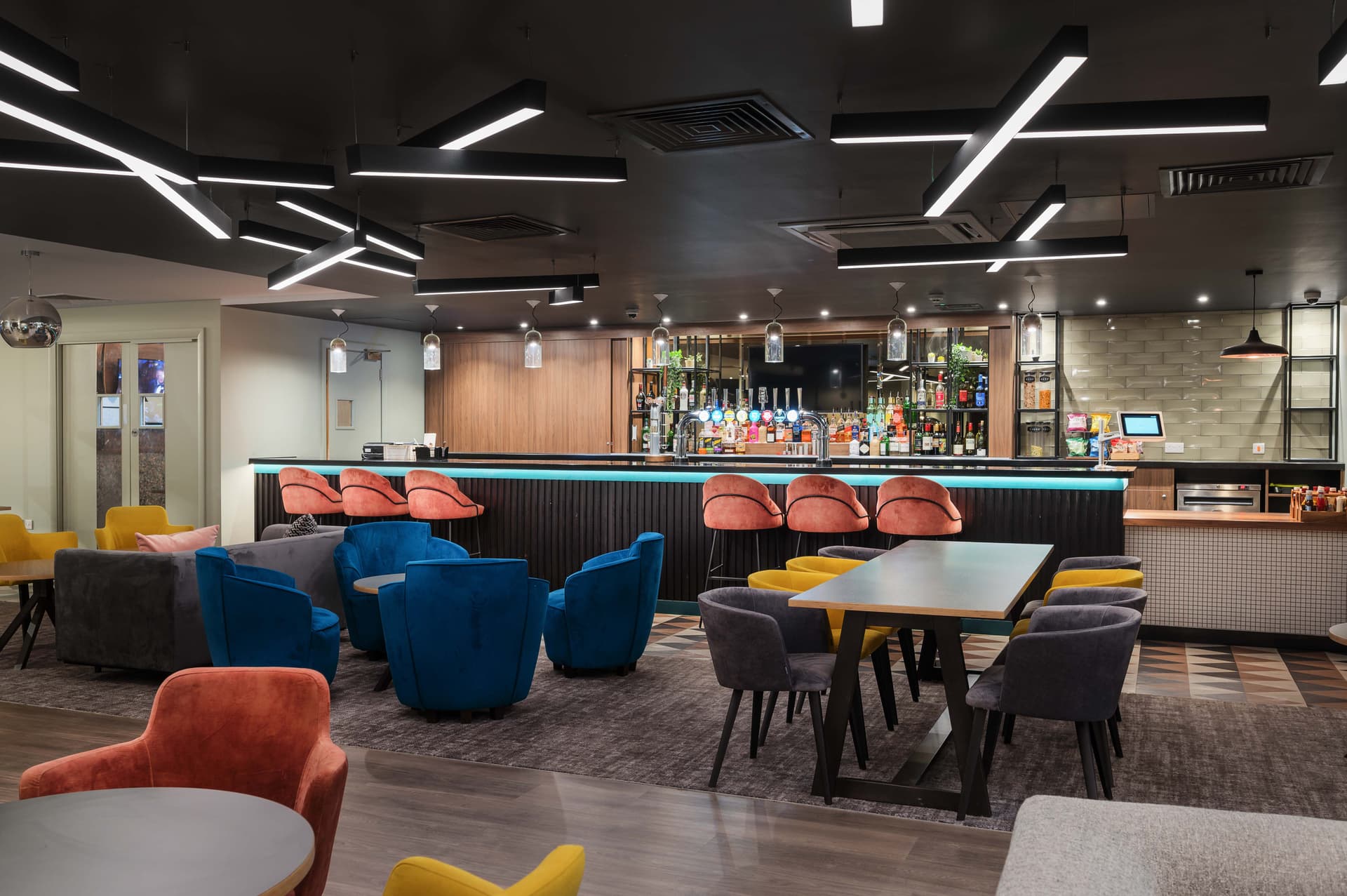 Holiday Inn Rochester - Chatham, an IHG Hotel