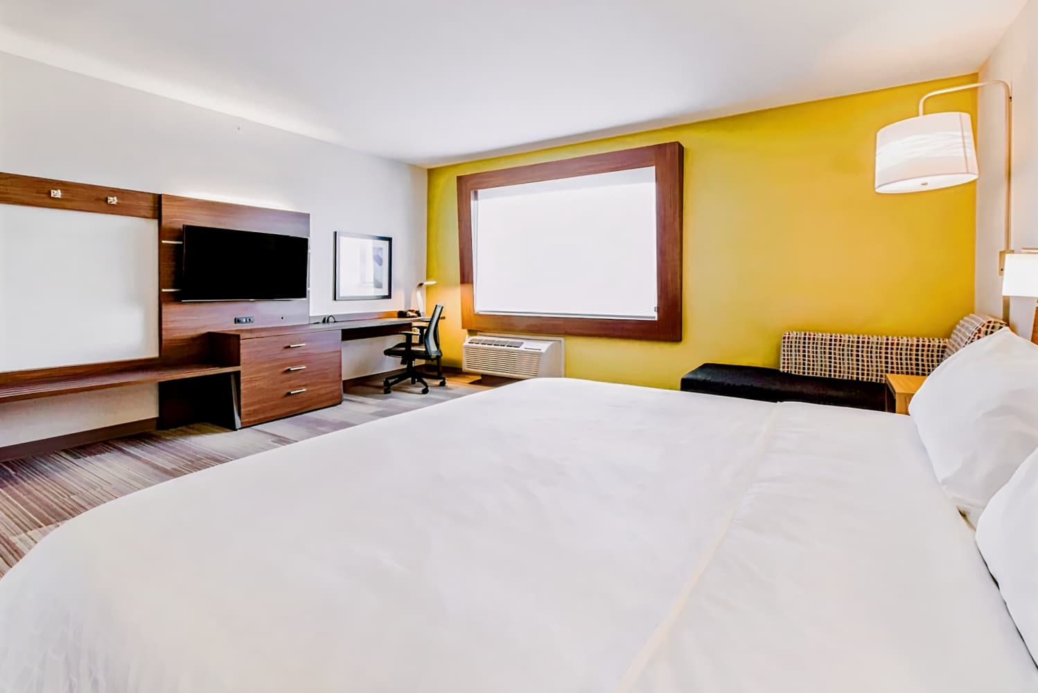 Holiday Inn Express West Edmonton