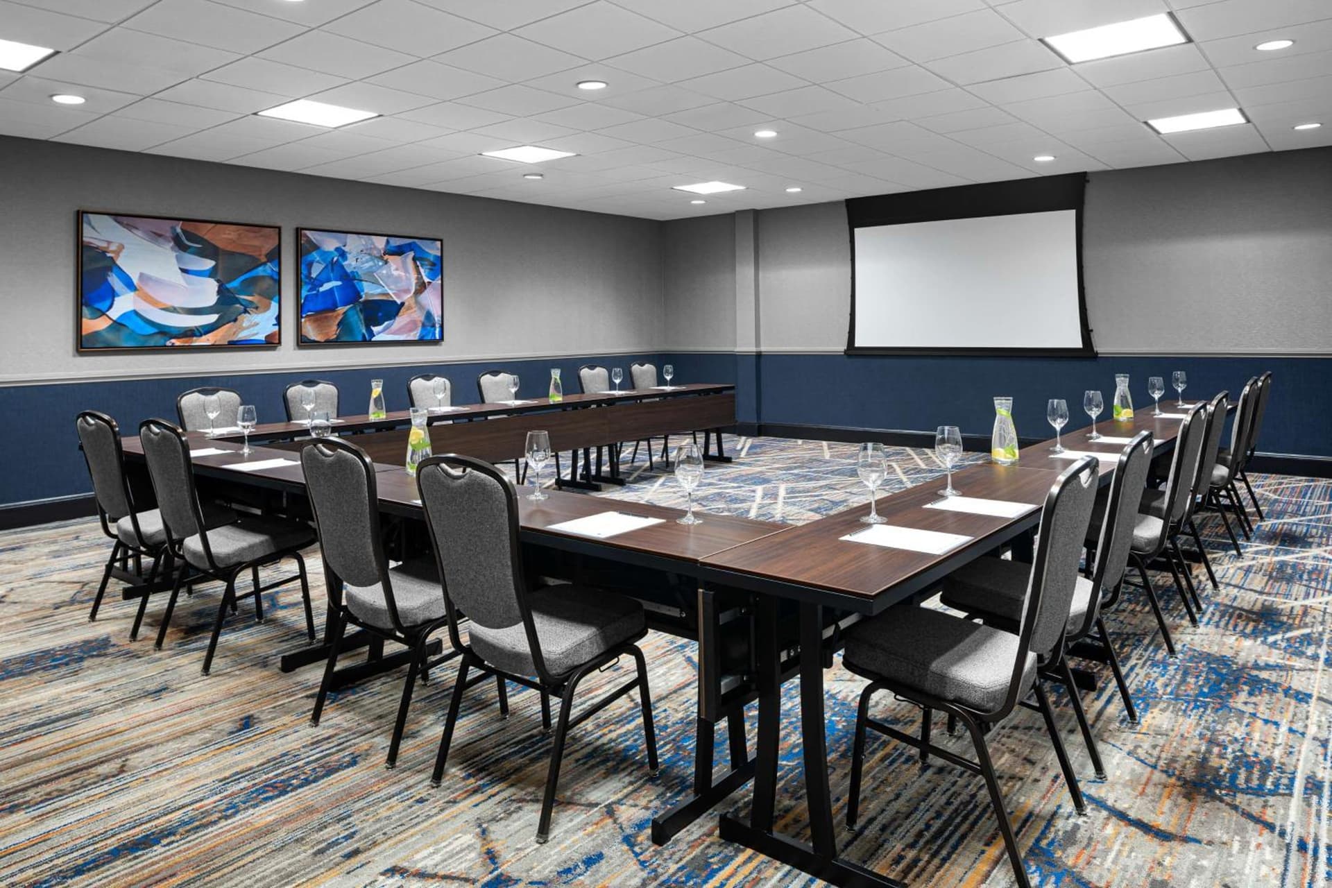 The Alloy, a DoubleTree by Hilton - Valley Forge