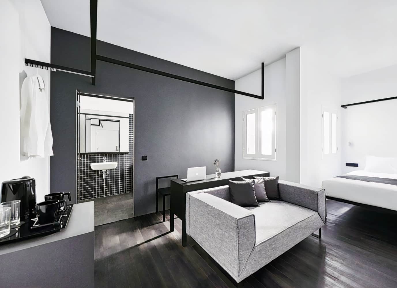 Hotel Mono (SG Clean)