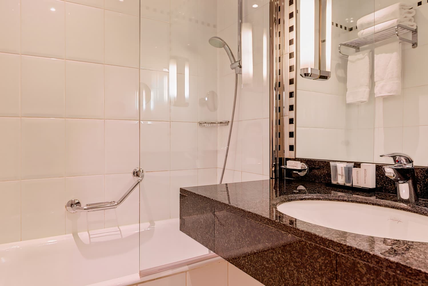 Crowne Plaza Paris République, an IHG Hotel