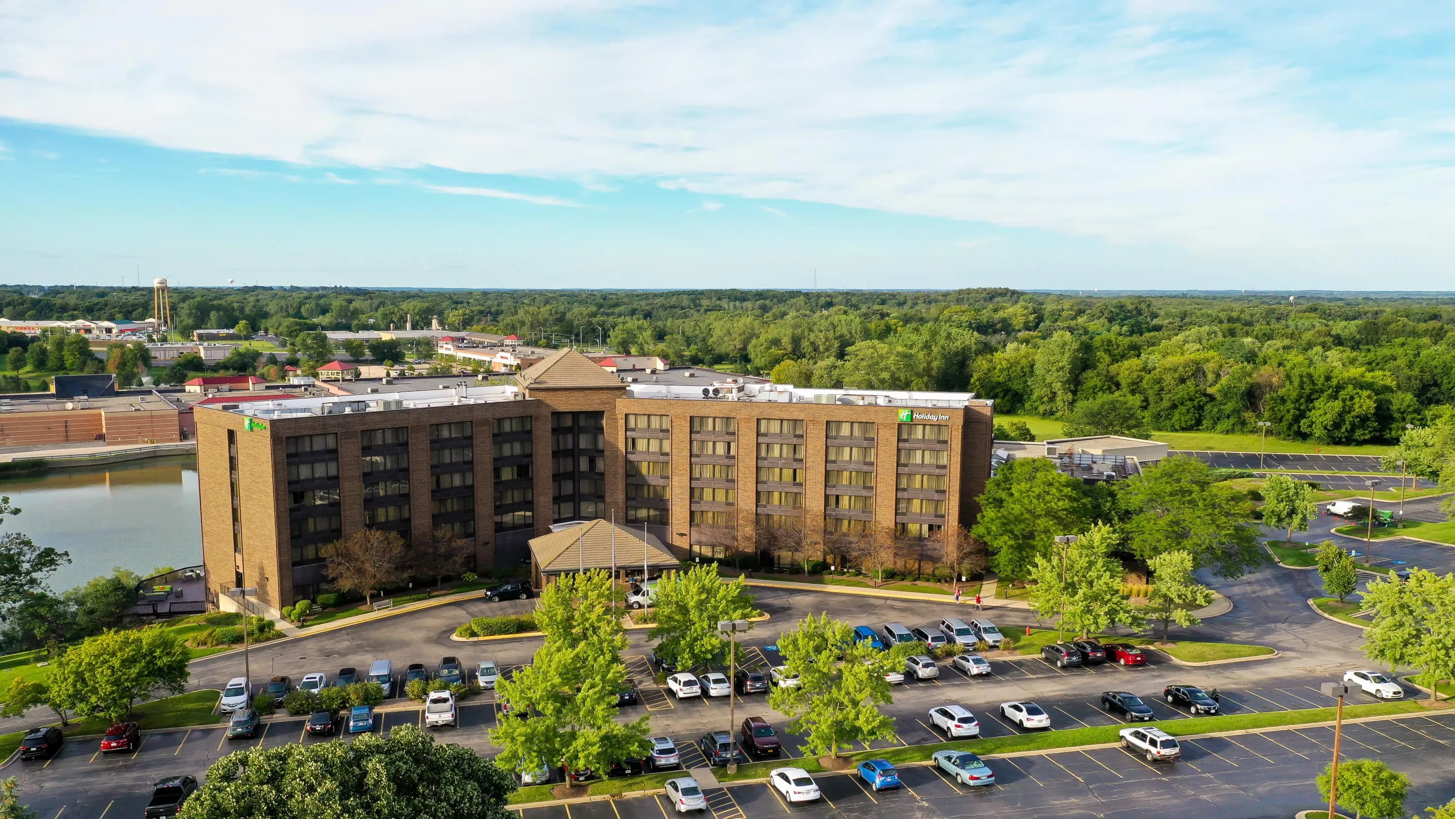 Holiday Inn Chicago Nw Crystal Lk Conv Ctr, an IHG Hotel