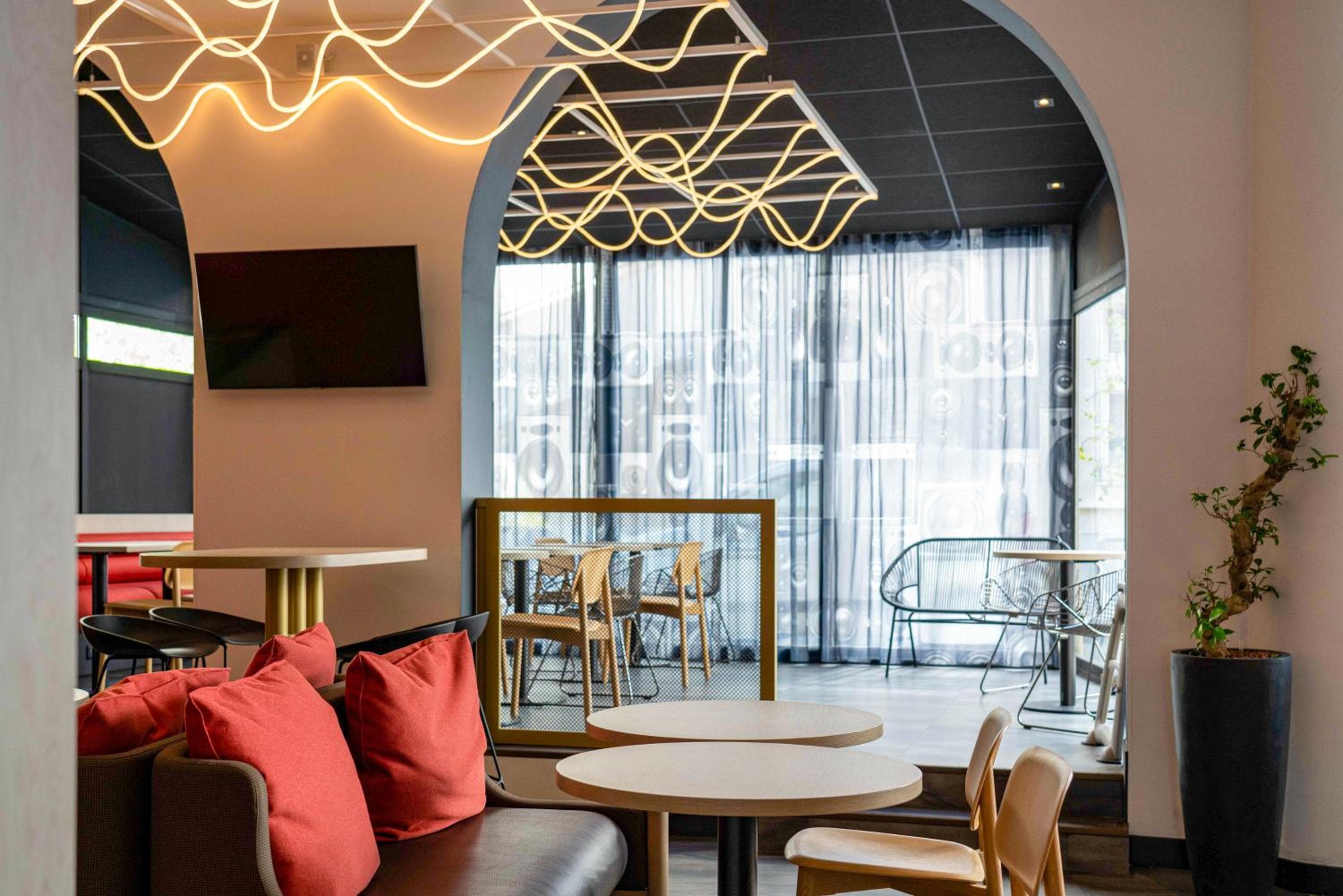 Ibis Styles Paris Porte de Versailles - Mairie d'Issy