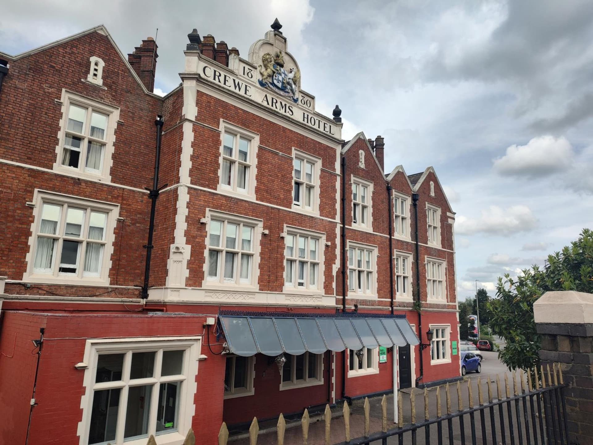 The Crewe Arms Hotel (old)
