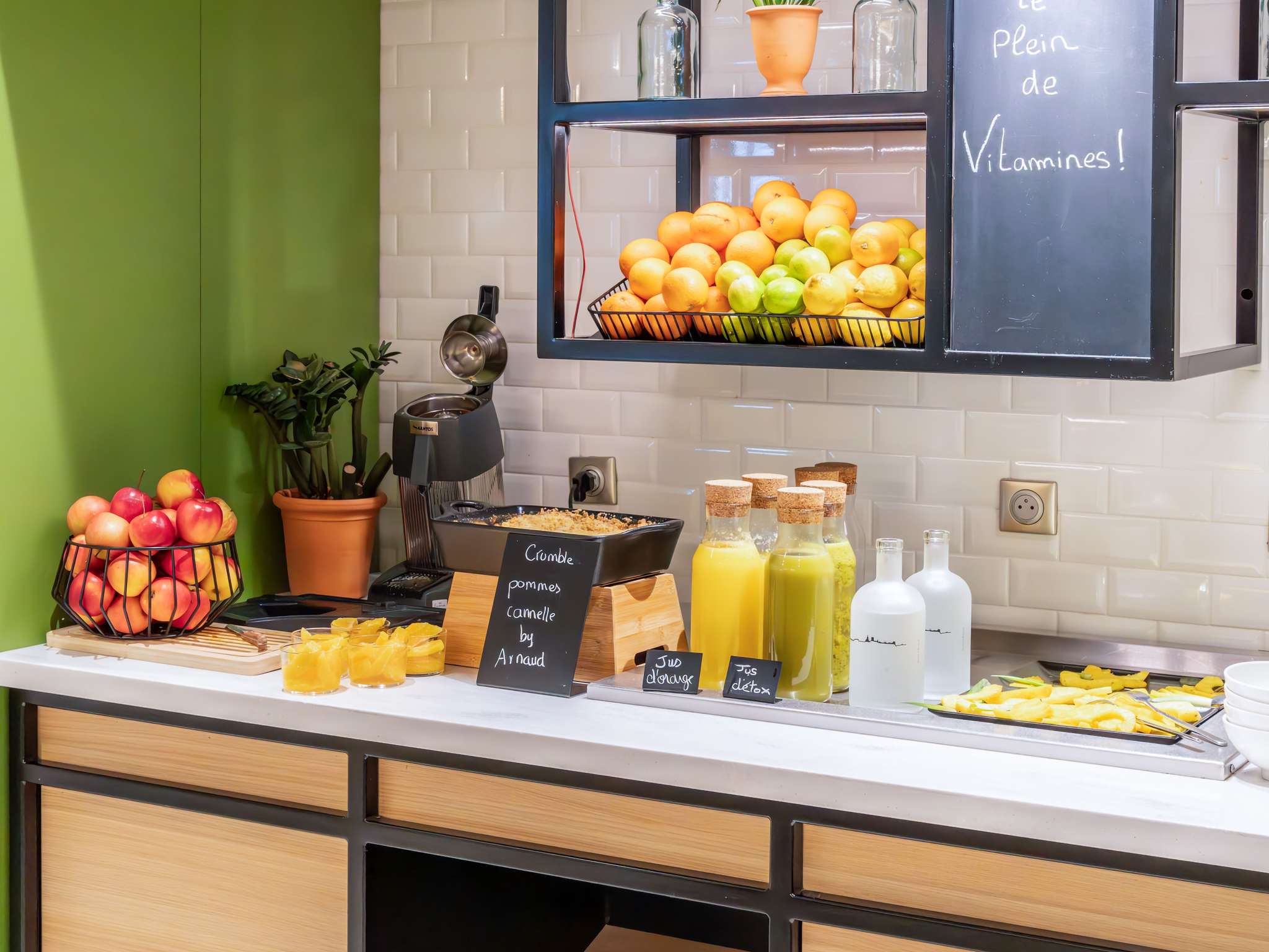 Mercure Avignon TGV Hotel & Spa