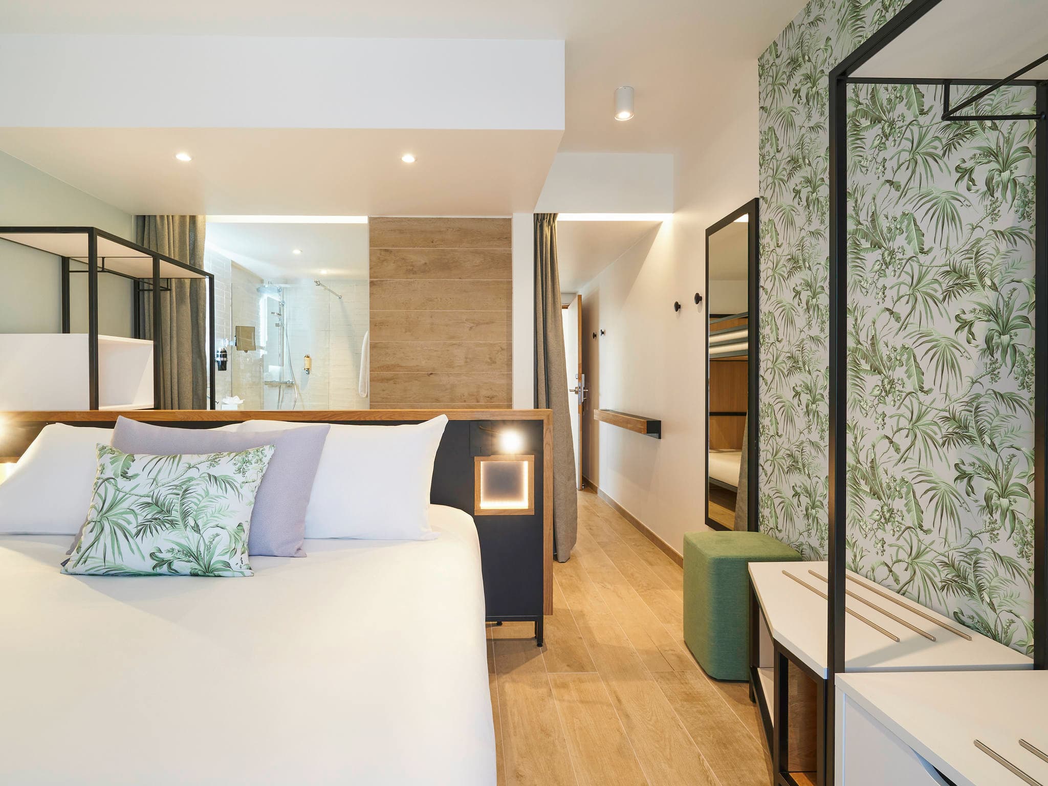 Mercure Avignon TGV Hotel & Spa