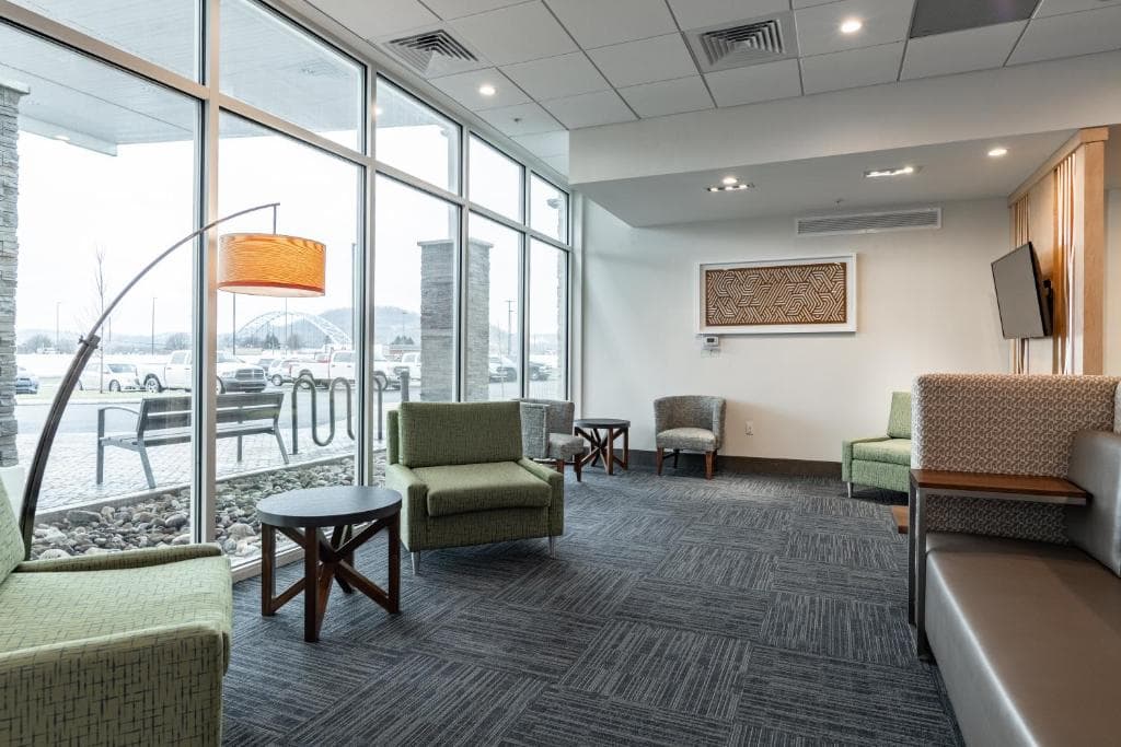 Holiday Inn Express & Suites - Moundsville, an IHG Hotel