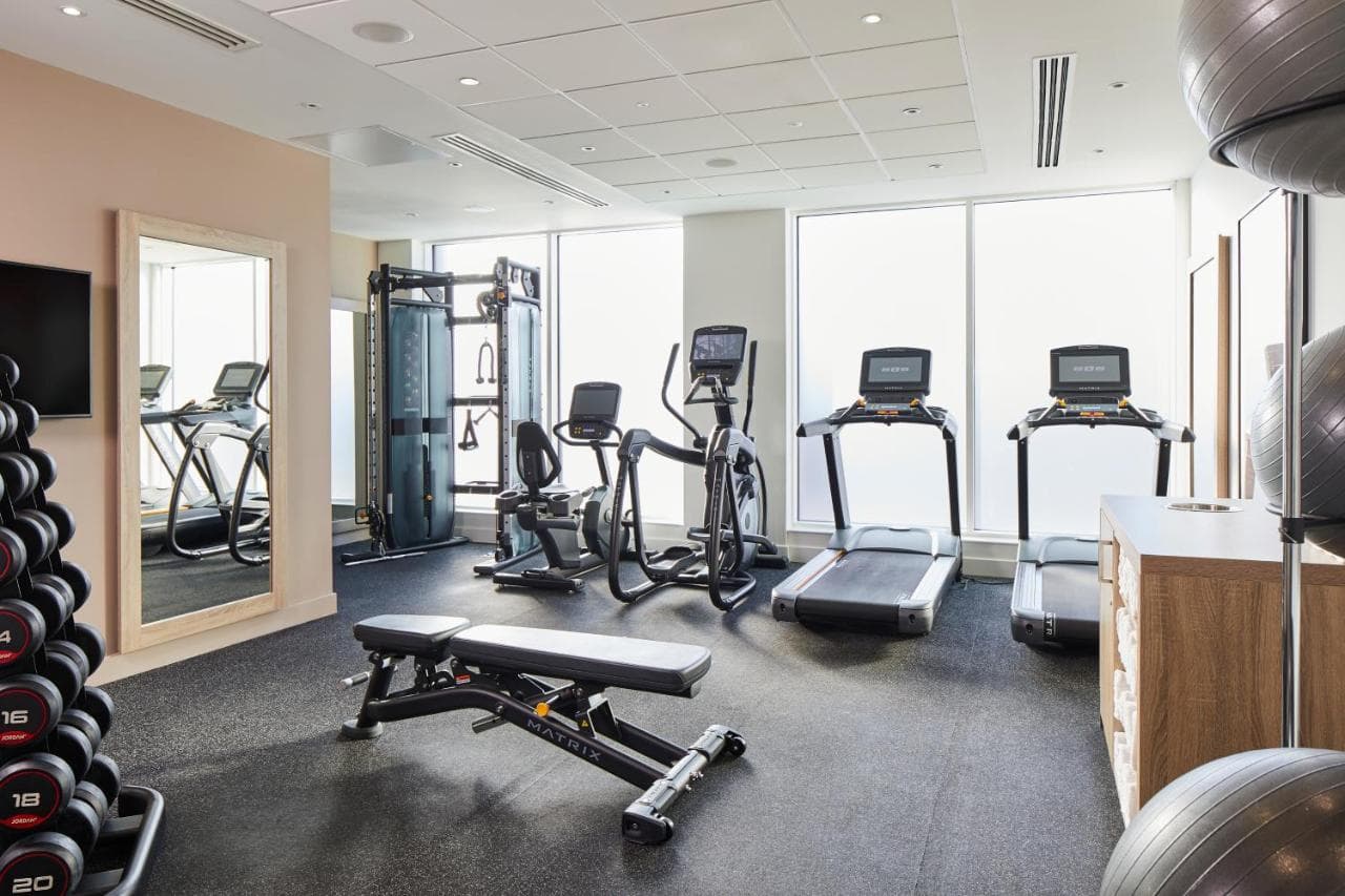 Courtyard by Marriott London City Airport