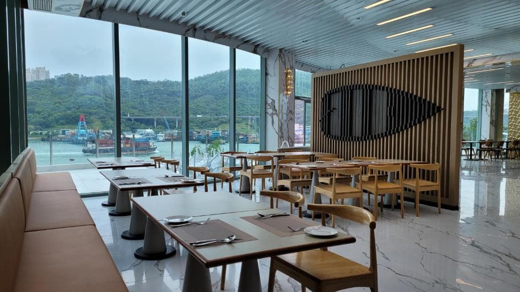 Grand Bay View Hotel & Resort