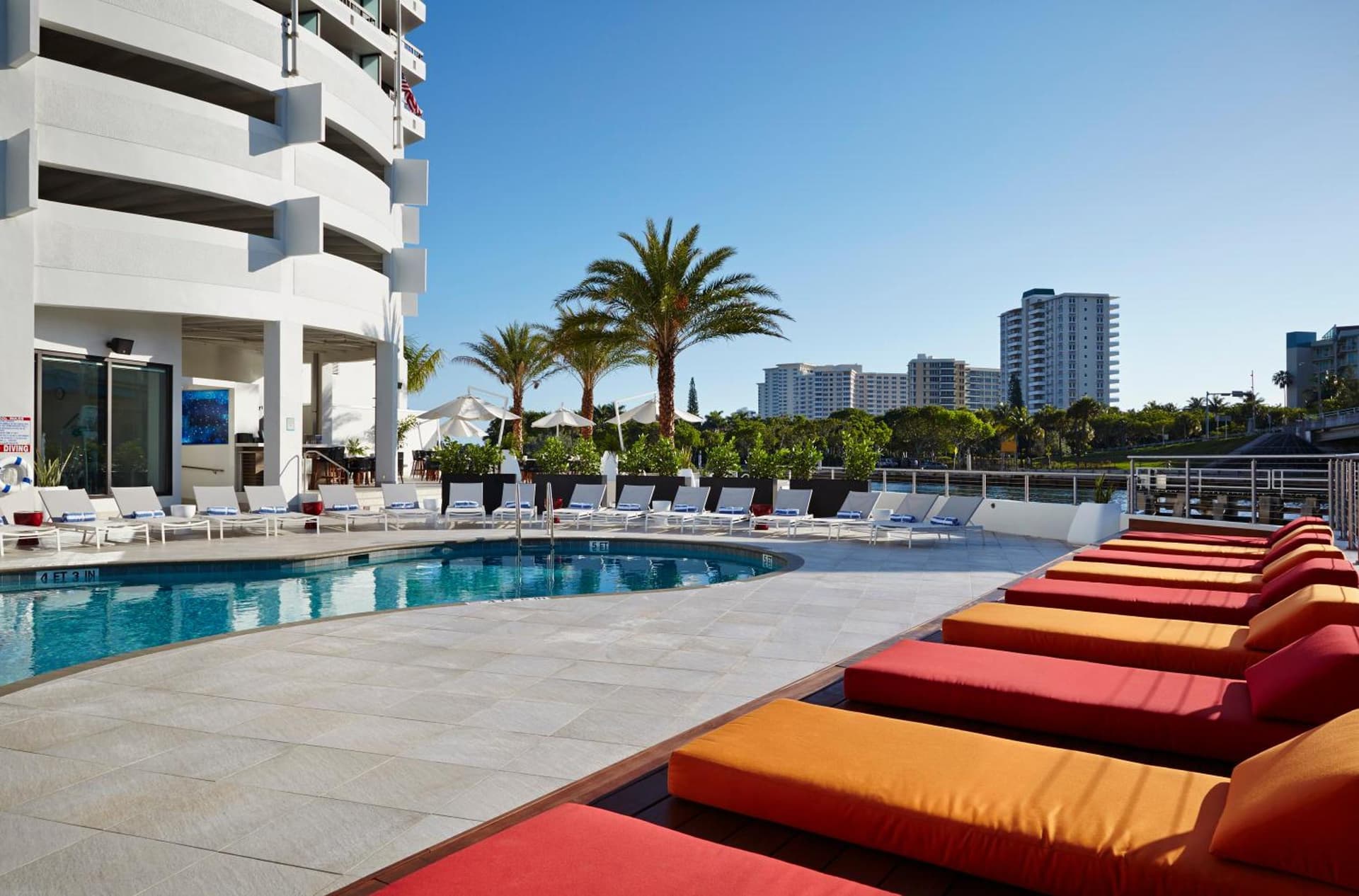 Waterstone Resort & Marina Boca Raton, Curio Collection by Hilton