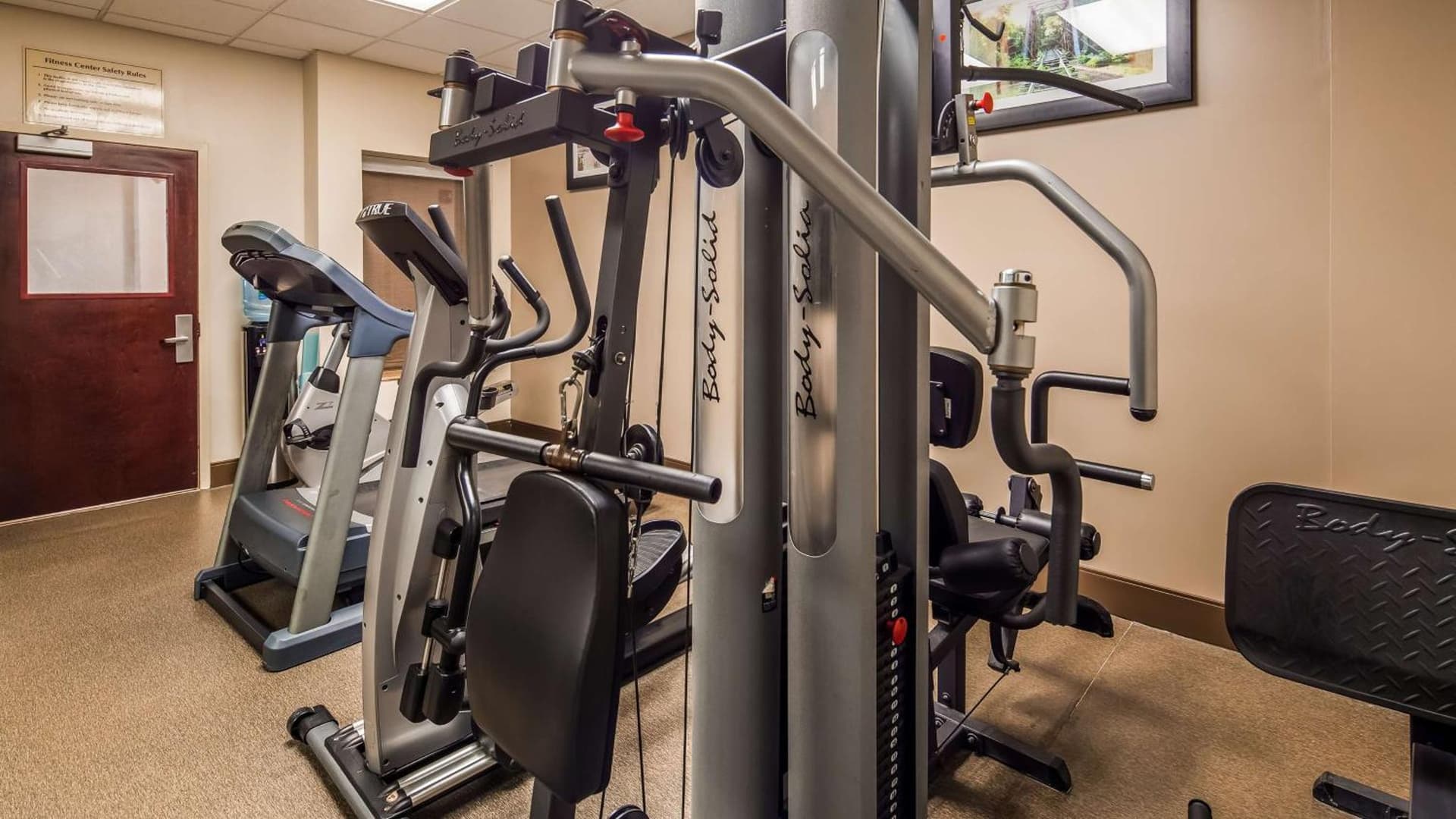 Riverview Inn and Suites Rahway