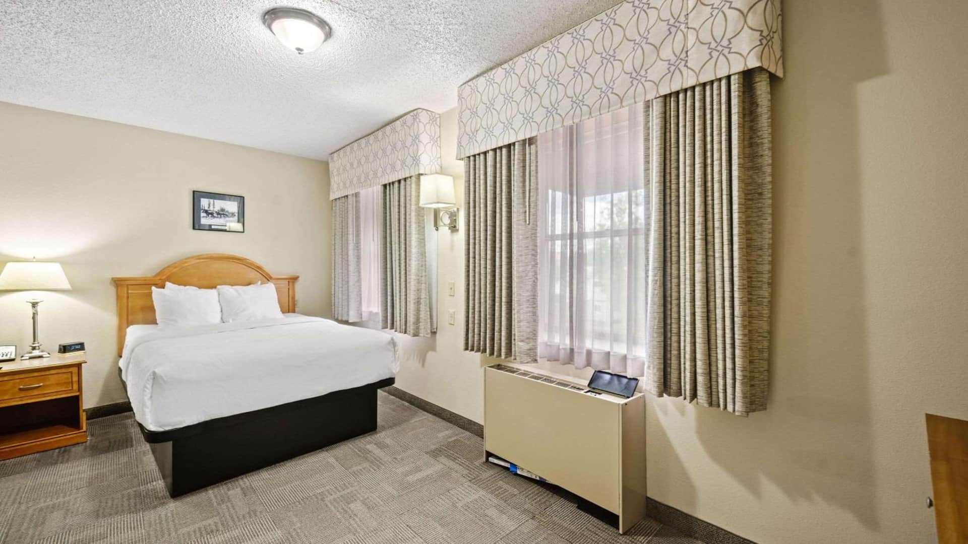 Clarion Hotel & Suites Fairbanks near Ft. Wainwright