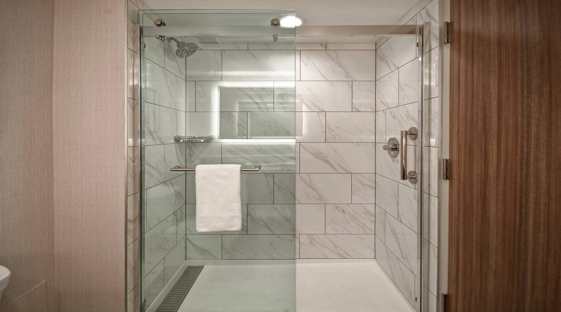 DoubleTree by Hilton St. Louis Airport