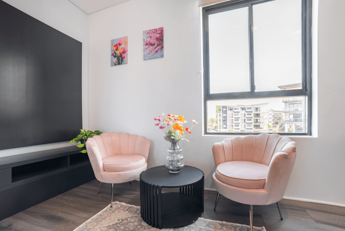 Motel 10