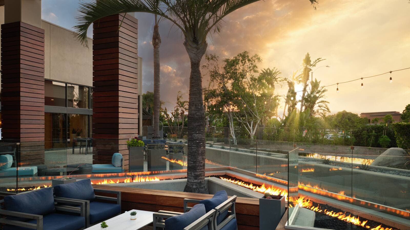 Hotel Fera Anaheim, a DoubleTree by Hilton