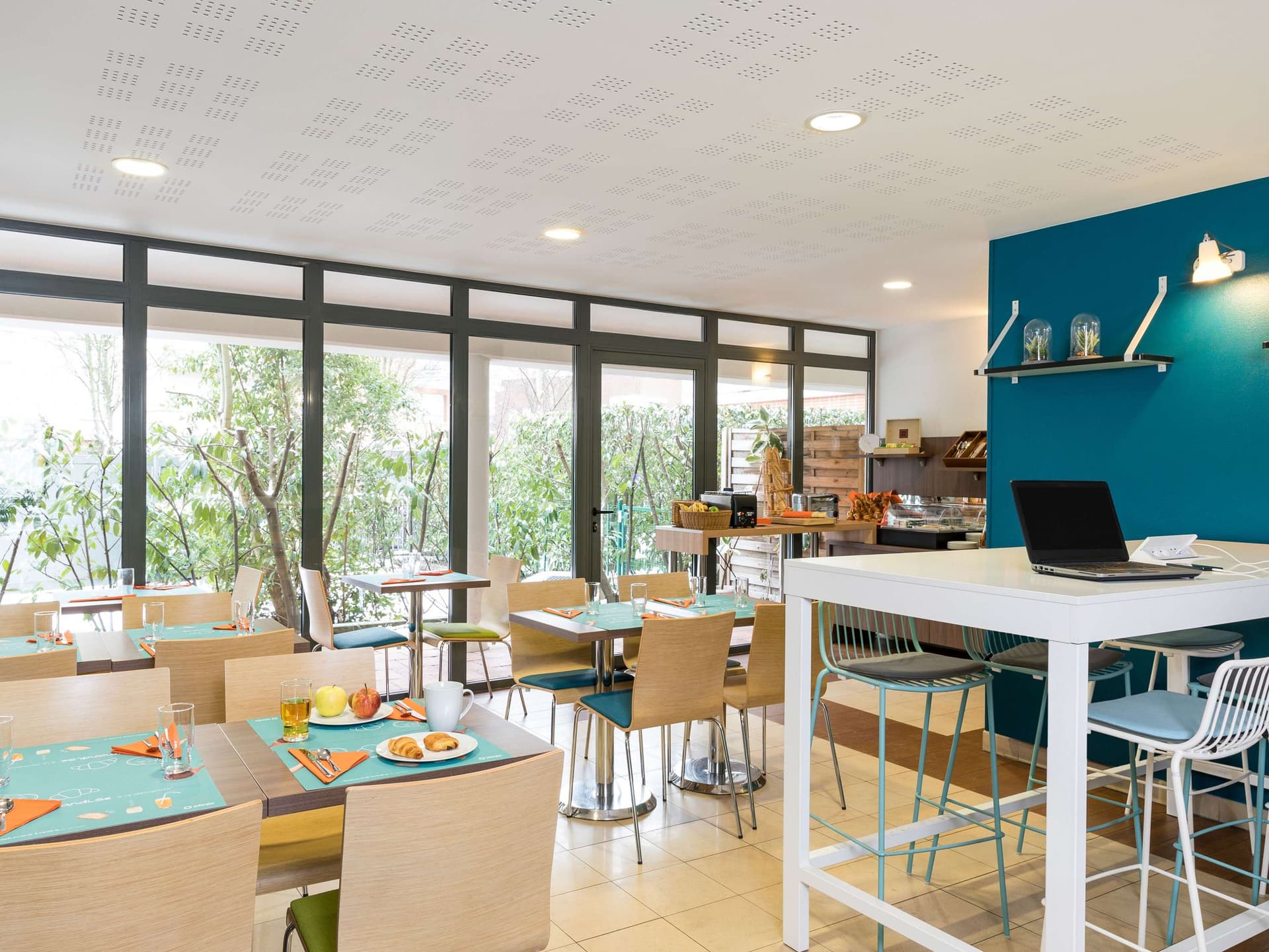 Adagio Access Paris Clamart Aparthotel
