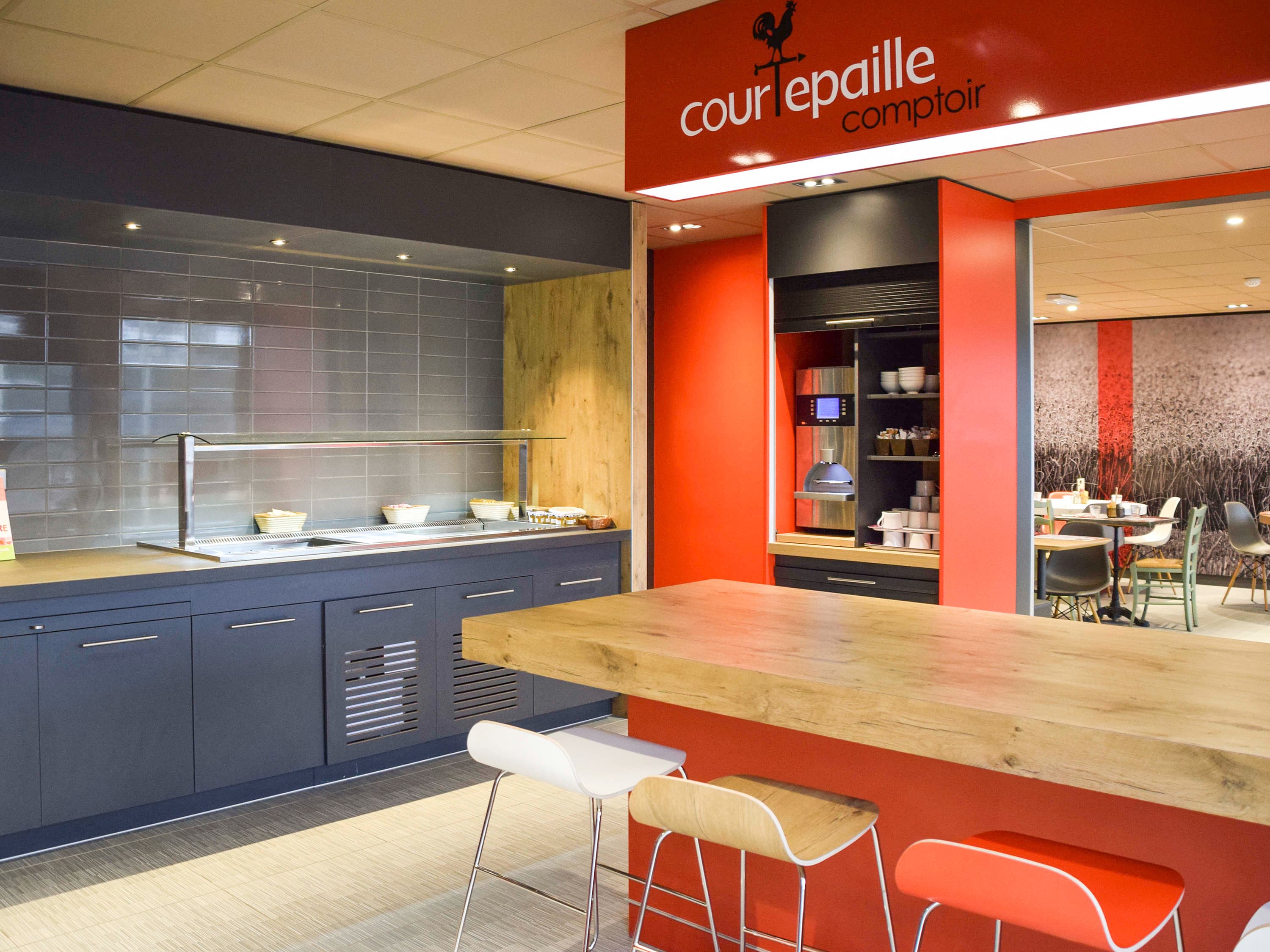 ibis Saint Denis Stade Ouest