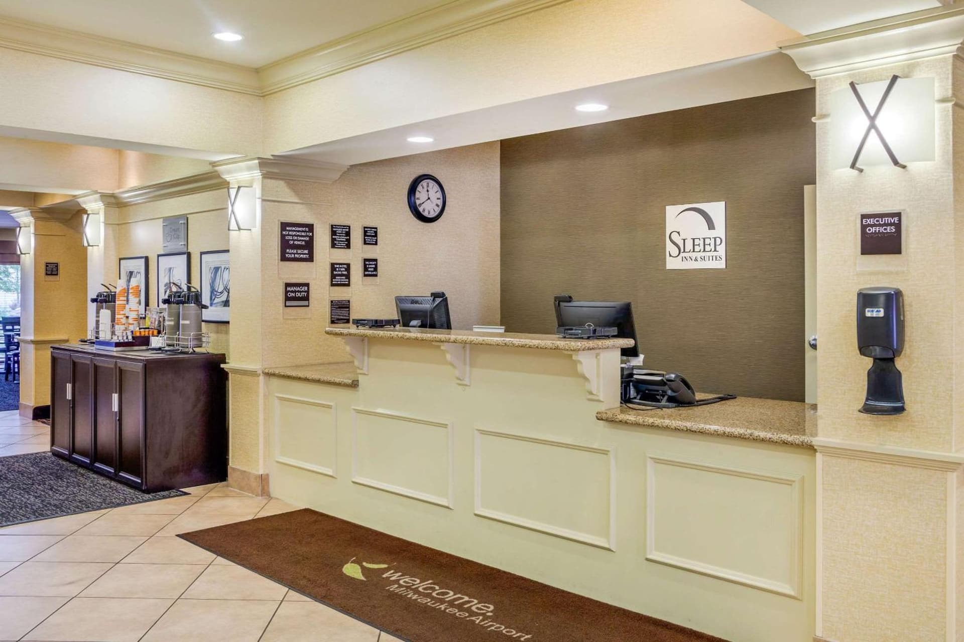 Sleep Inn & Suites Airport
